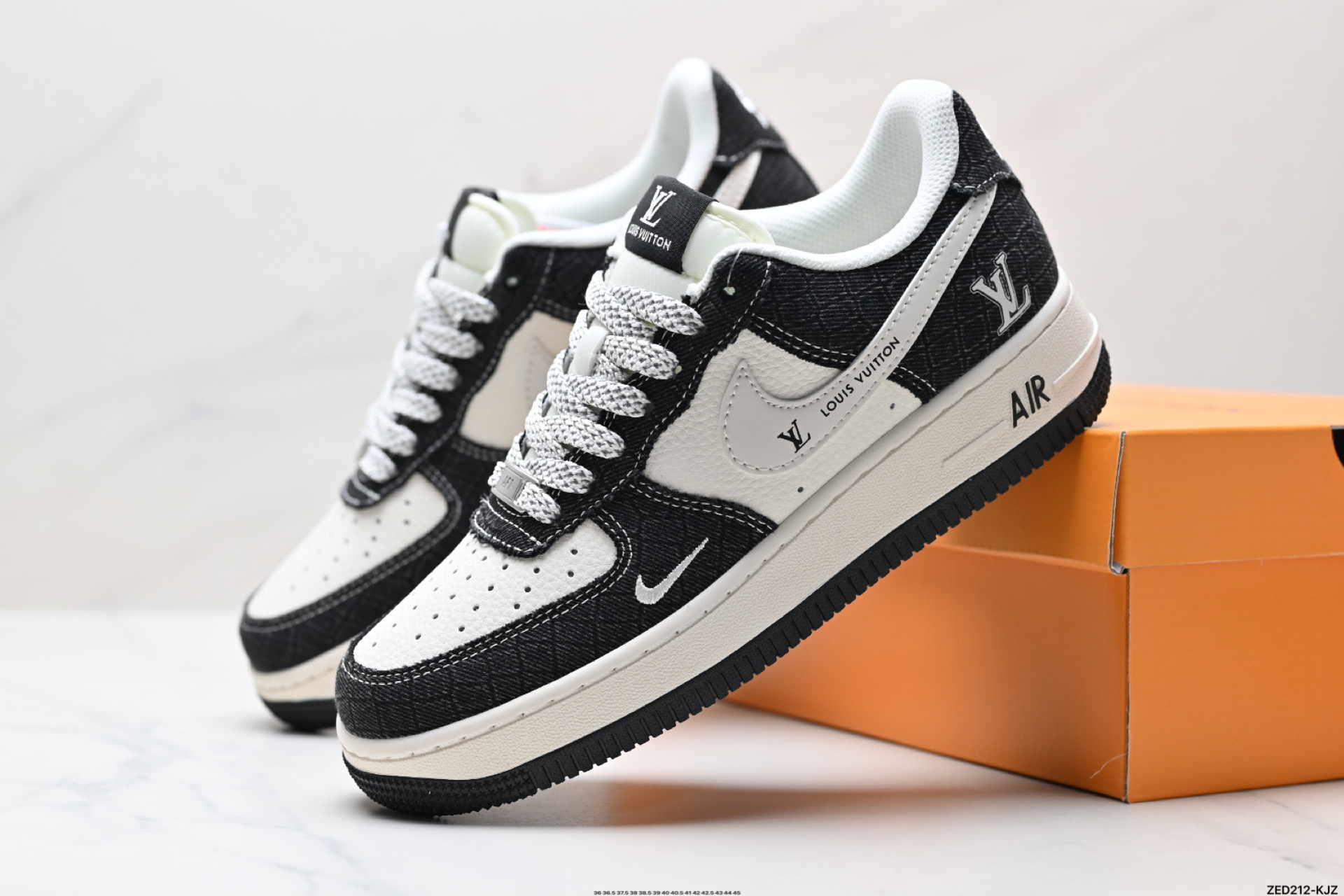 270 NIKE AIR FORCE 1‘07 LV8  XS1958-550