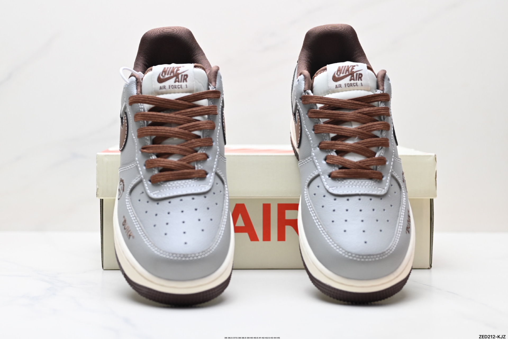 270 NIKE AIR FORCE 1‘07  KK1988-073