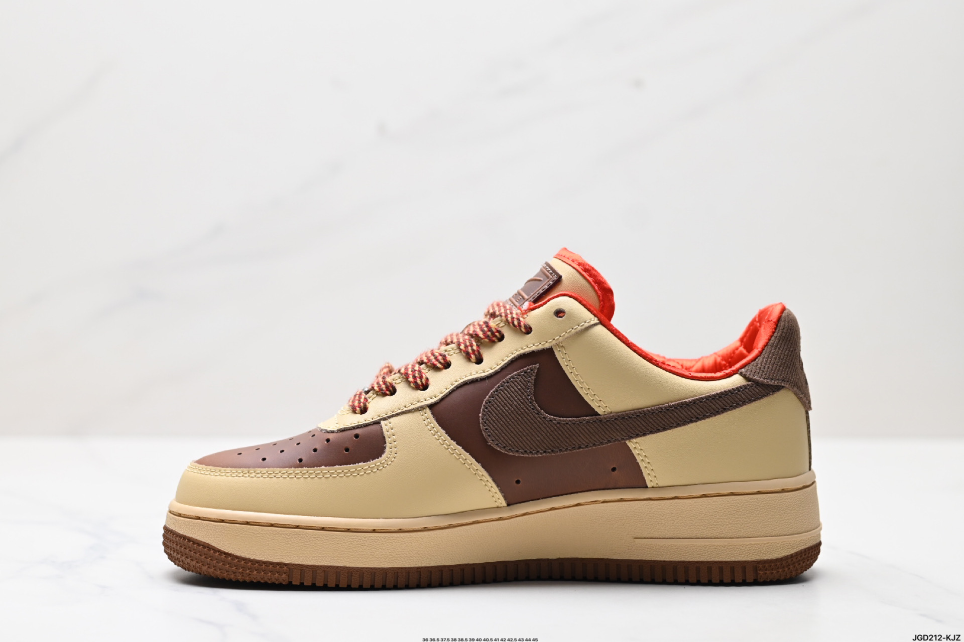 190 NIKE AIR FORCE 1‘07  HQ3447-222
