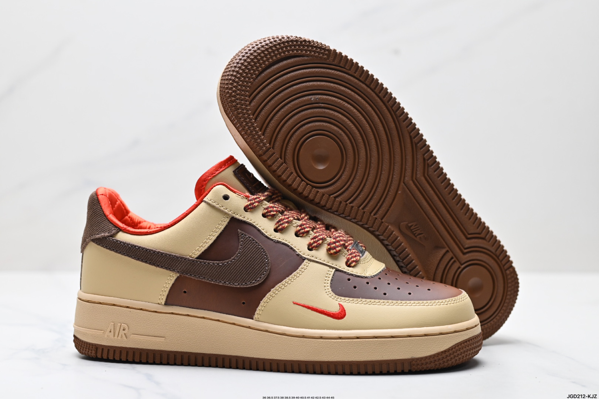 190 NIKE AIR FORCE 1‘07  HQ3447-222