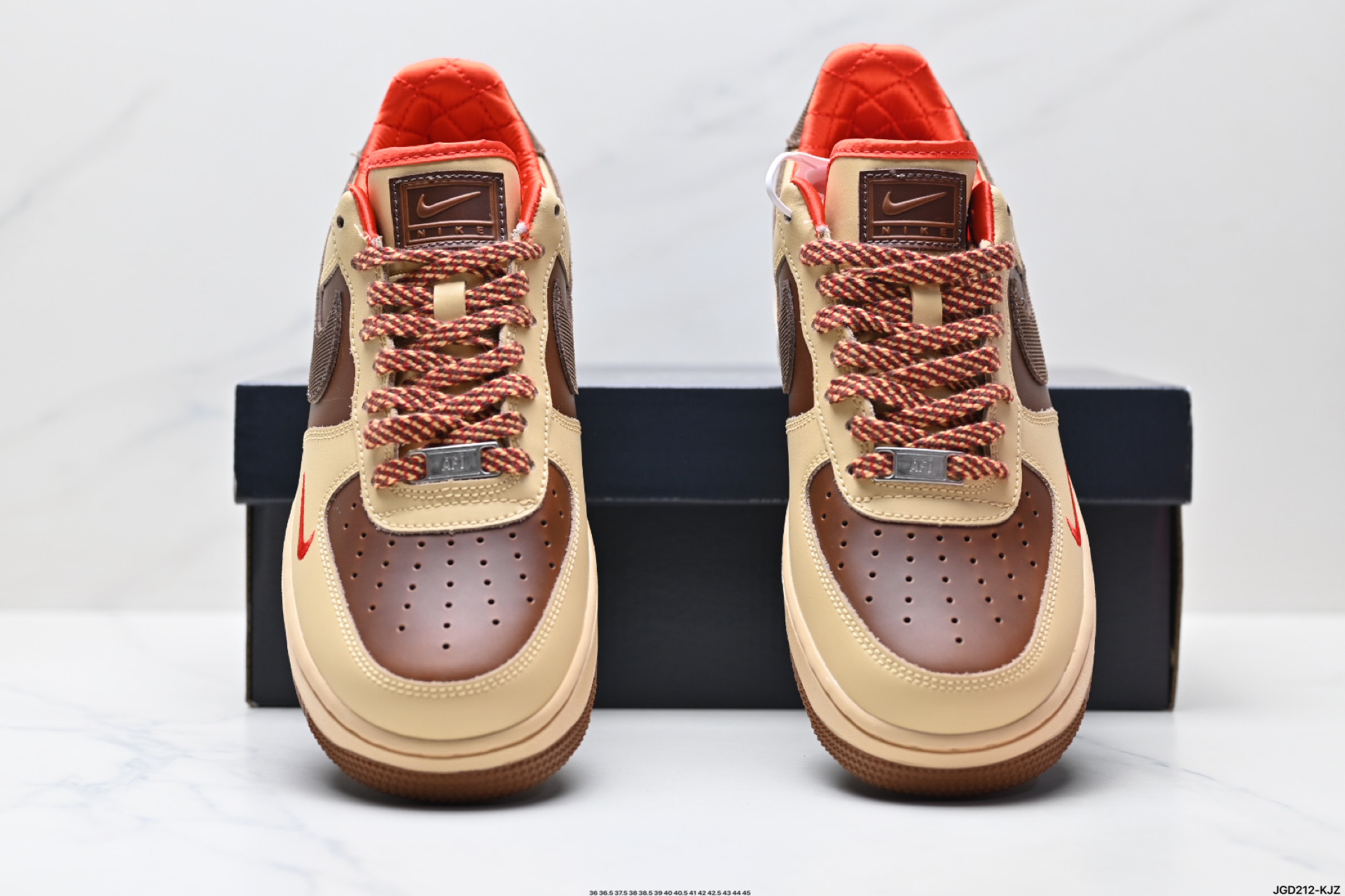 190 NIKE AIR FORCE 1‘07  HQ3447-222