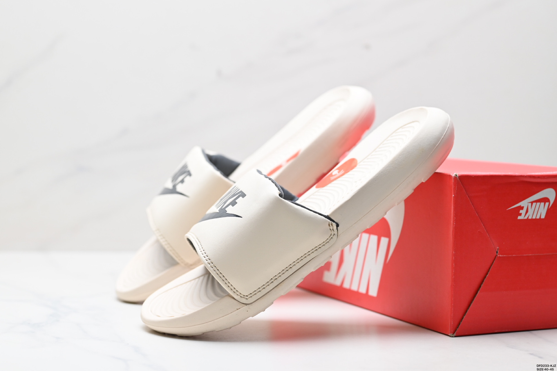 80 新款耐克NIKE男夏季户外运动鞋耐磨沙滩鞋舒适透气凉拖鞋  CZ6501-101