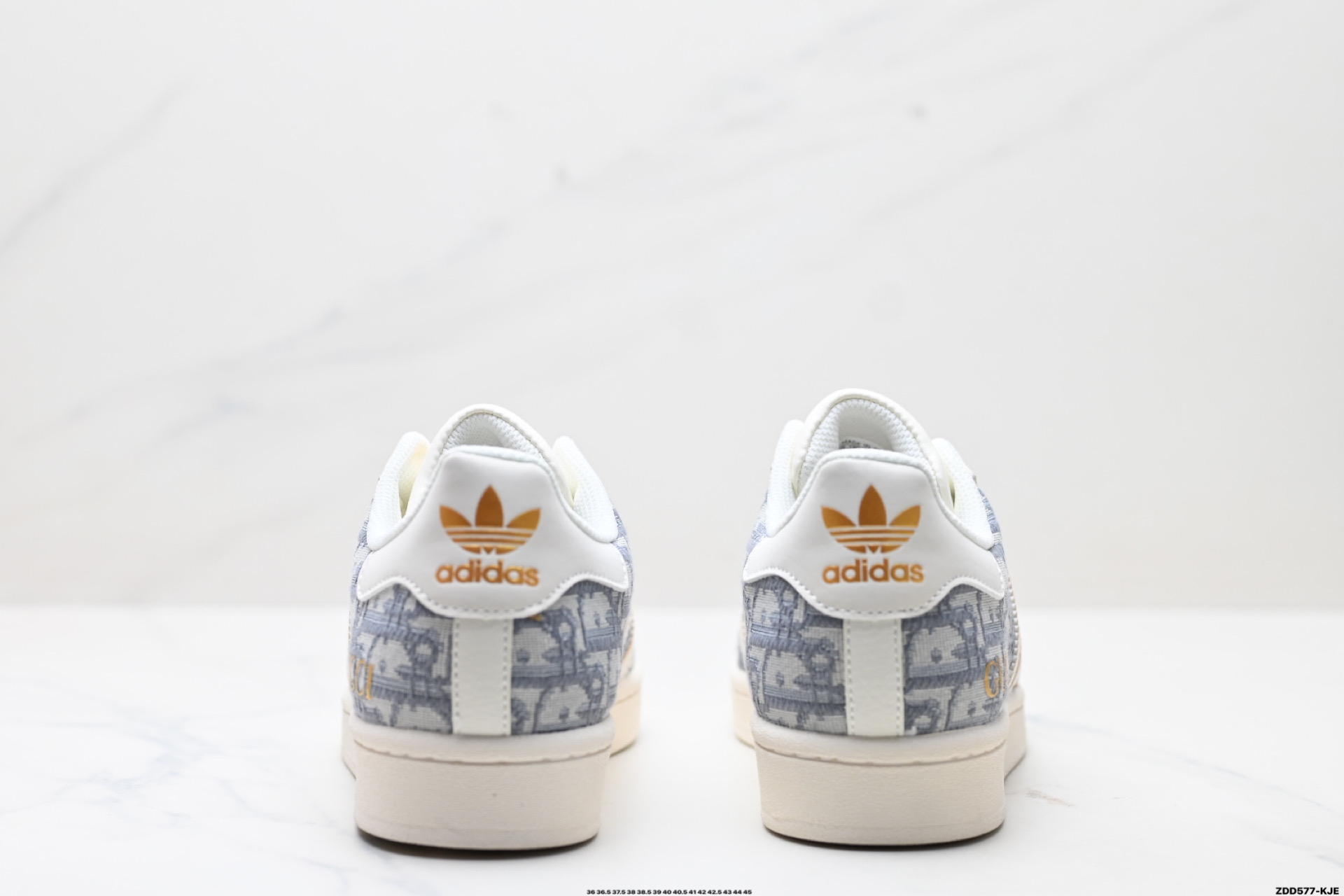 240 阿迪达斯Adidas三叶草 Originals Superstar贝壳头’DIY’系列低帮经典百搭休闲运动板鞋  JY8906