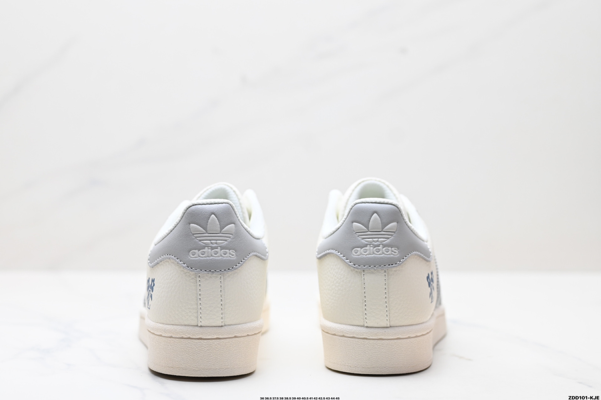 240 阿迪达斯Adidas三叶草 Originals Superstar贝壳头’DIY’系列低帮经典百搭休闲运动板鞋 HD2204