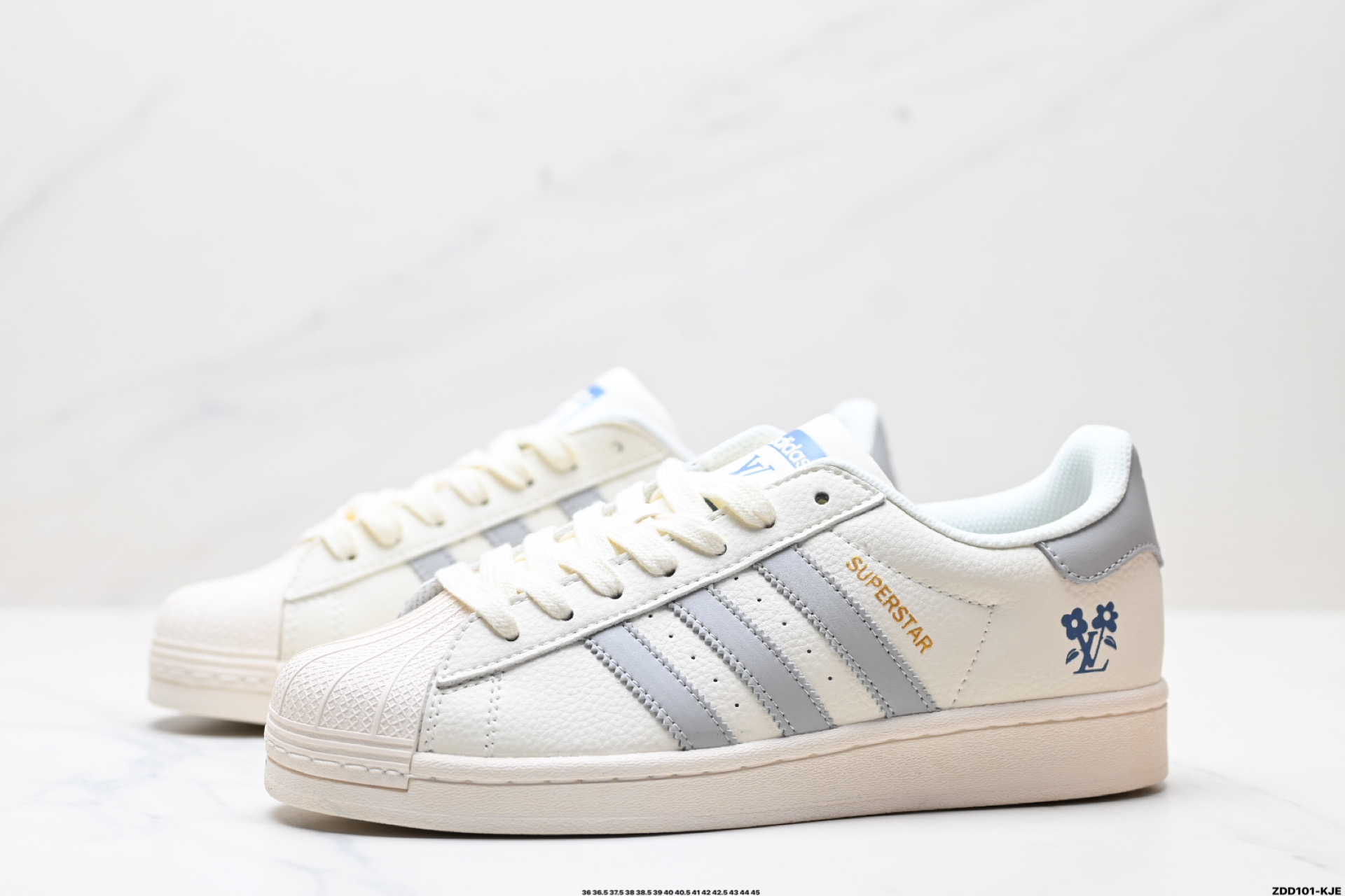 240 阿迪达斯Adidas三叶草 Originals Superstar贝壳头’DIY’系列低帮经典百搭休闲运动板鞋 HD2204