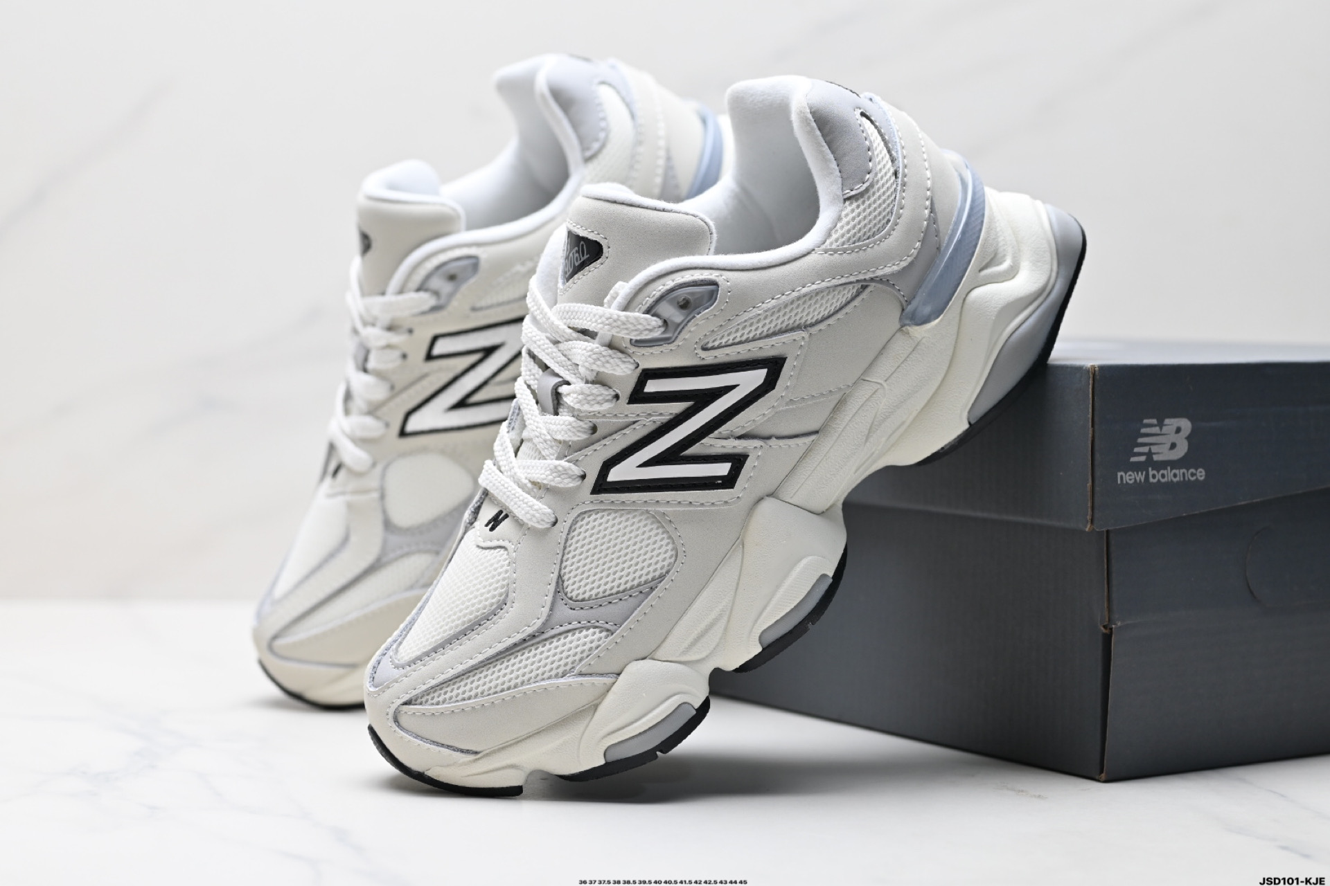 220 New Balance 版本 NB9060 联名款 复古休闲运动慢跑鞋    U9060GEA