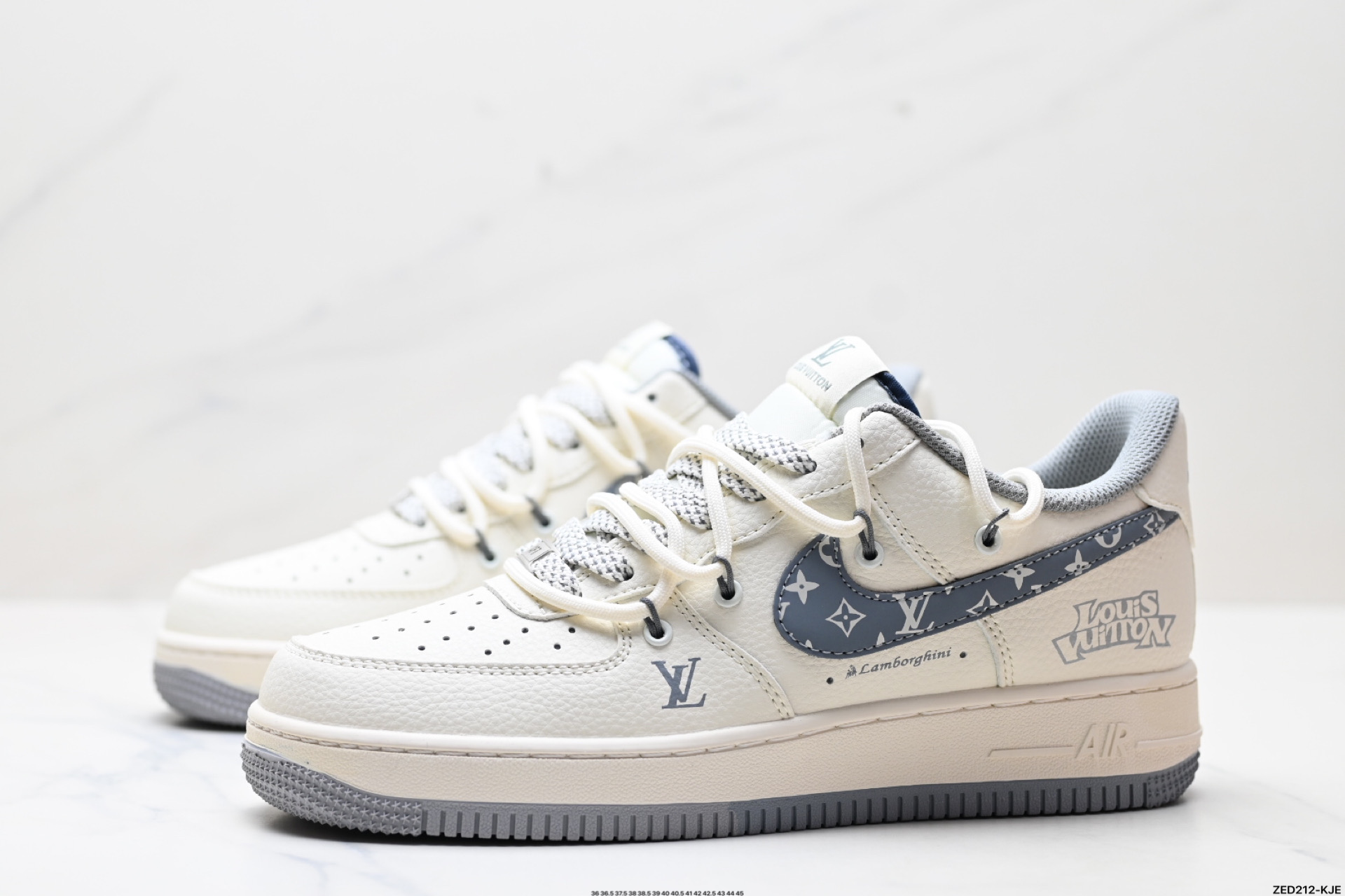 270 NIKE AIR FORCE 1‘07 LV8   DM6868-065