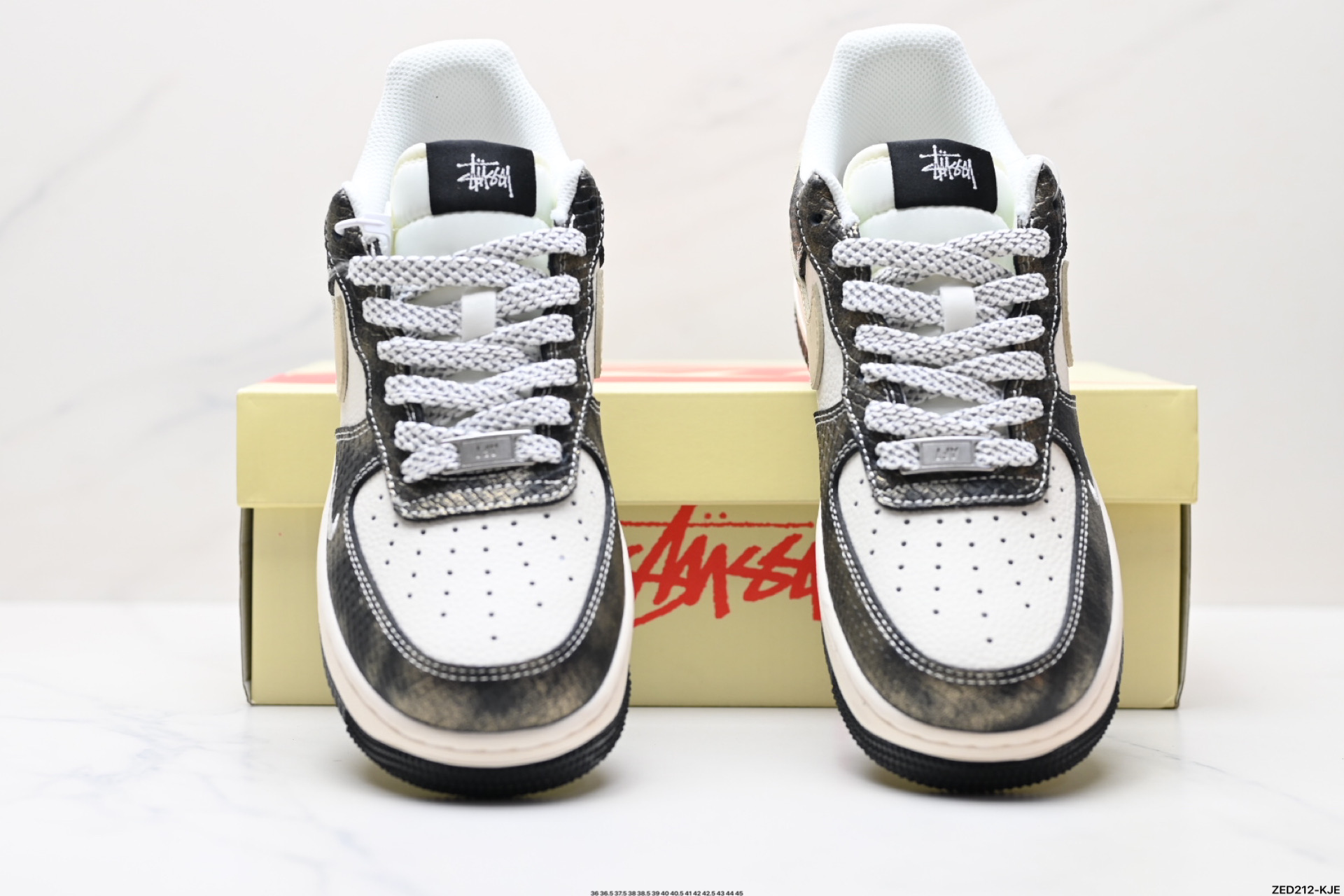 270 NIKE AIR FORCE 1‘07 LV8   XS1958-556