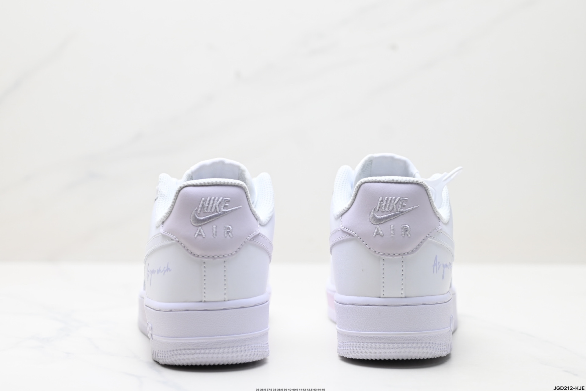 190 NIKE AIR FORCE 1‘07  CW2288-111