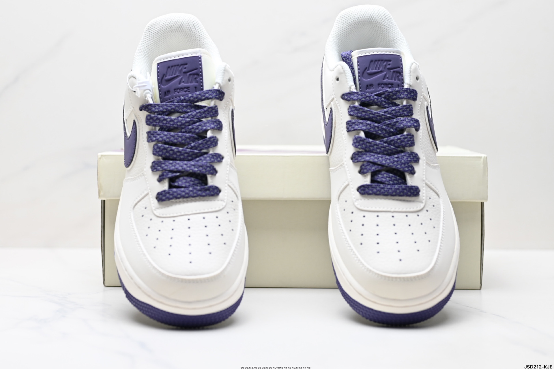 210 NIKE AIR FORCE 1‘07 LV8    GL6835-015