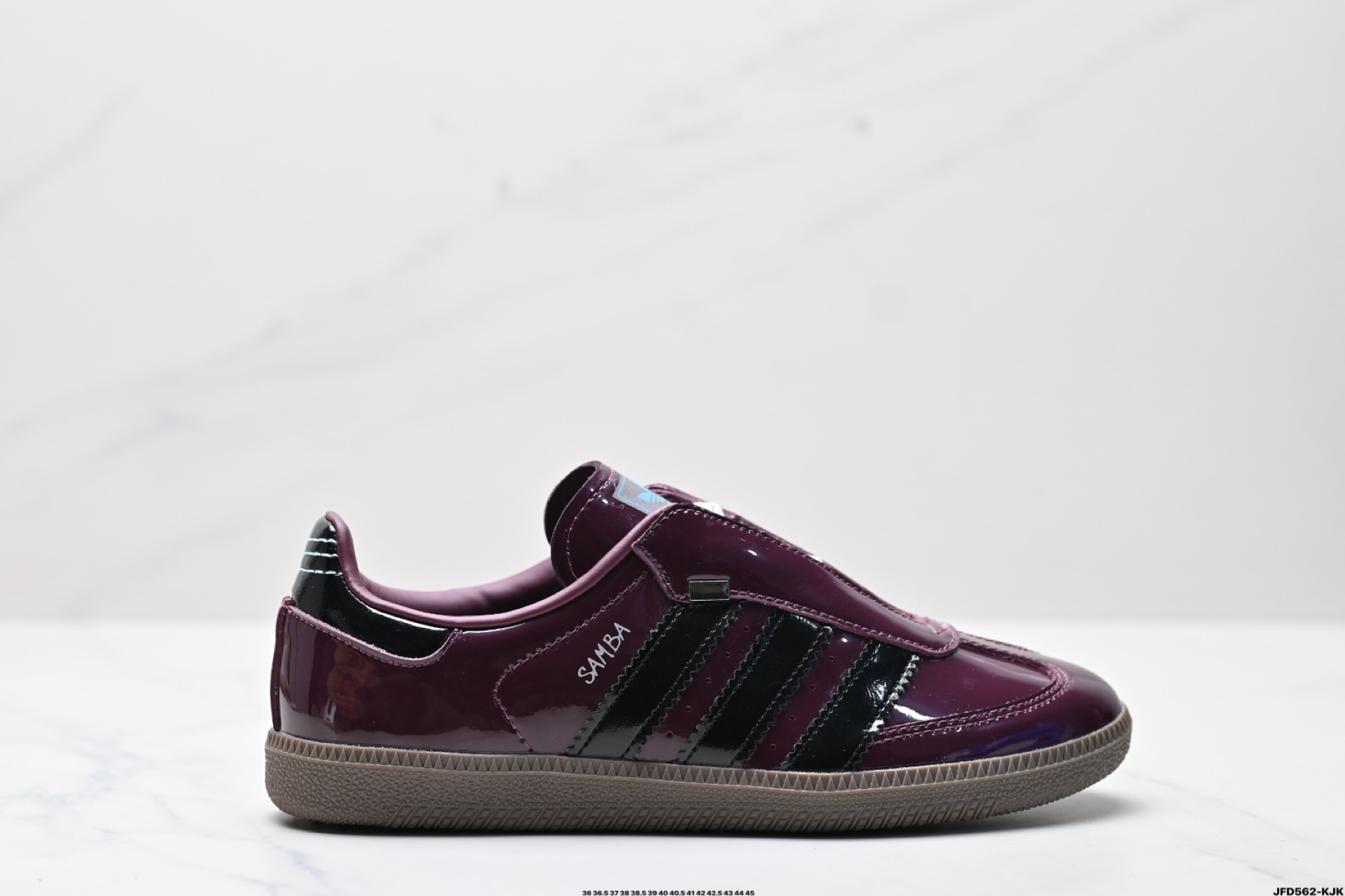 180 阿迪达斯三叶草Adidas Originals Samba 桑巴舞系列绅士德训足球风百搭低帮休闲运动板鞋  JQ0013