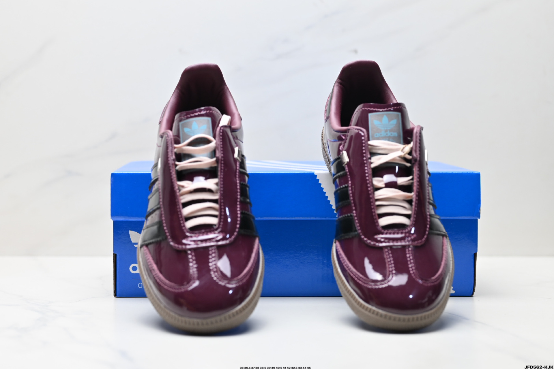 180 阿迪达斯三叶草Adidas Originals Samba 桑巴舞系列绅士德训足球风百搭低帮休闲运动板鞋  JQ0013