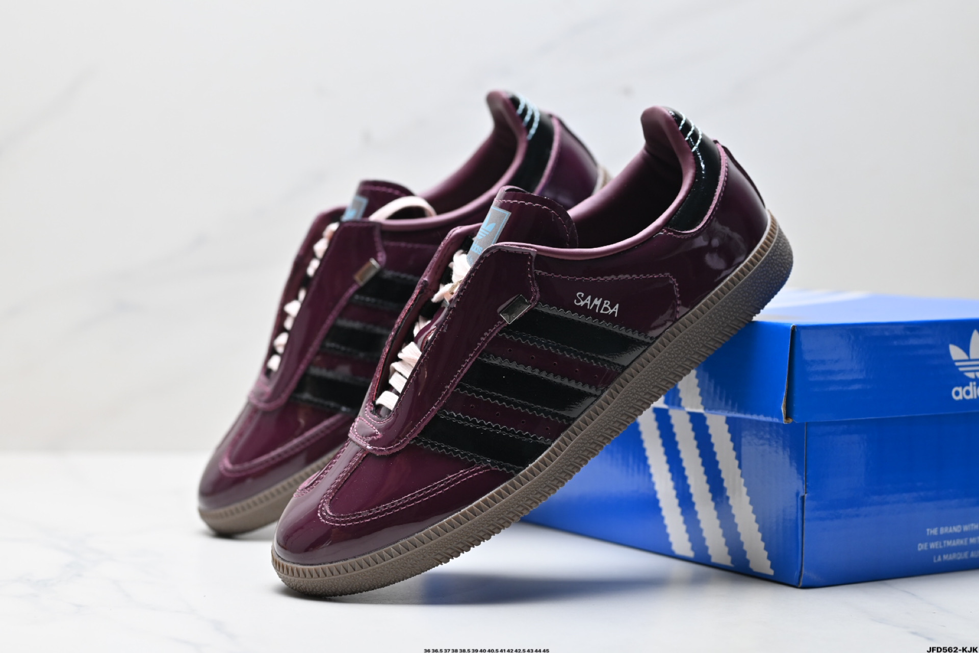 180 阿迪达斯三叶草Adidas Originals Samba 桑巴舞系列绅士德训足球风百搭低帮休闲运动板鞋  JQ0013