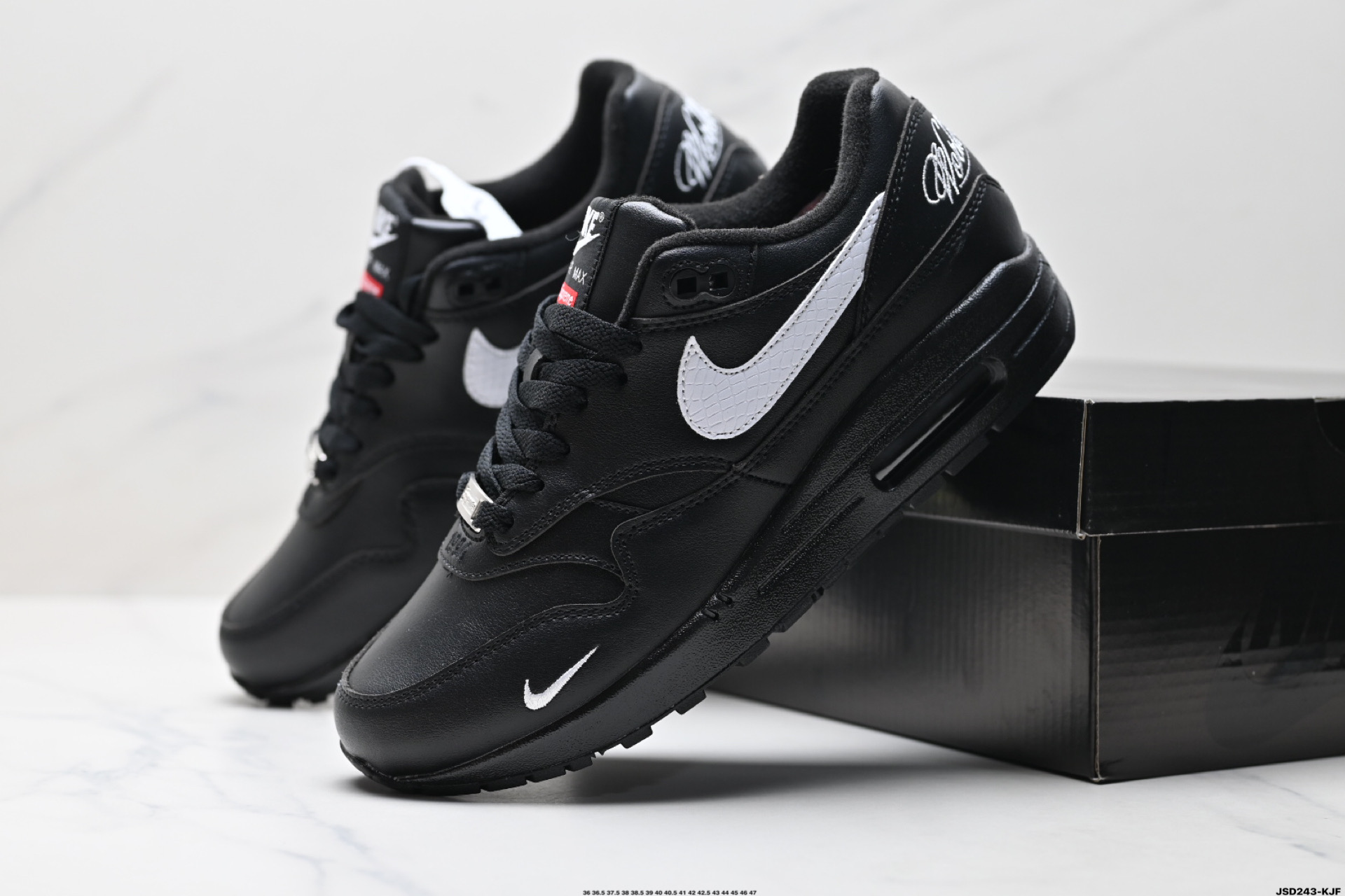 210 Nike Air Max 1 耐克气垫 缓震 耐磨运动鞋  HF8813-001