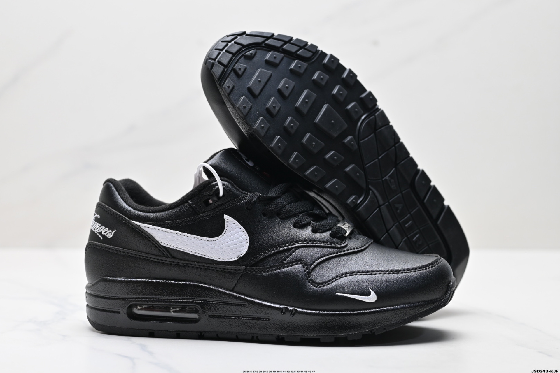 210 Nike Air Max 1 耐克气垫 缓震 耐磨运动鞋  HF8813-001