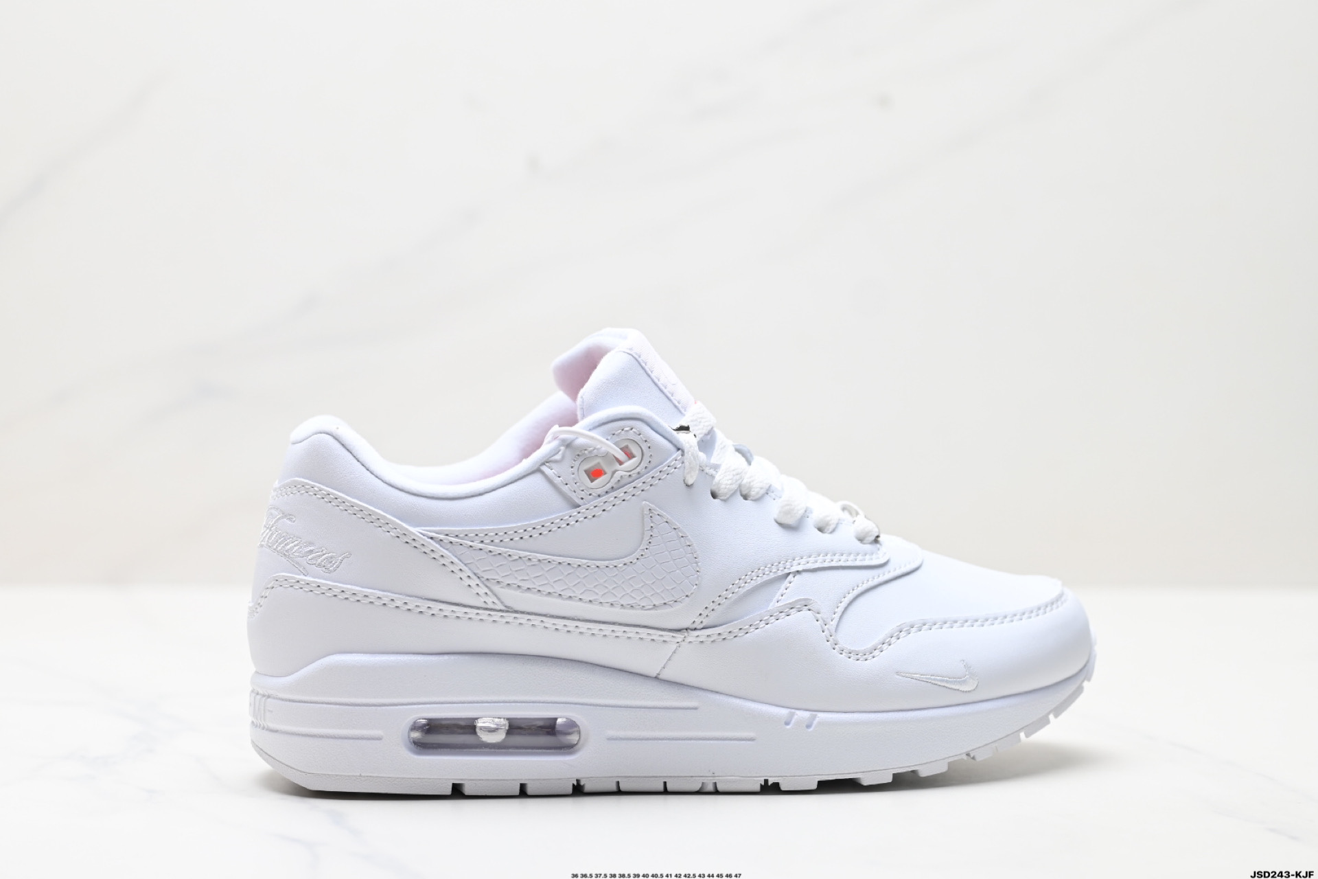 210 Nike Air Max 1 耐克气垫 缓震 耐磨运动鞋  HF8813-001