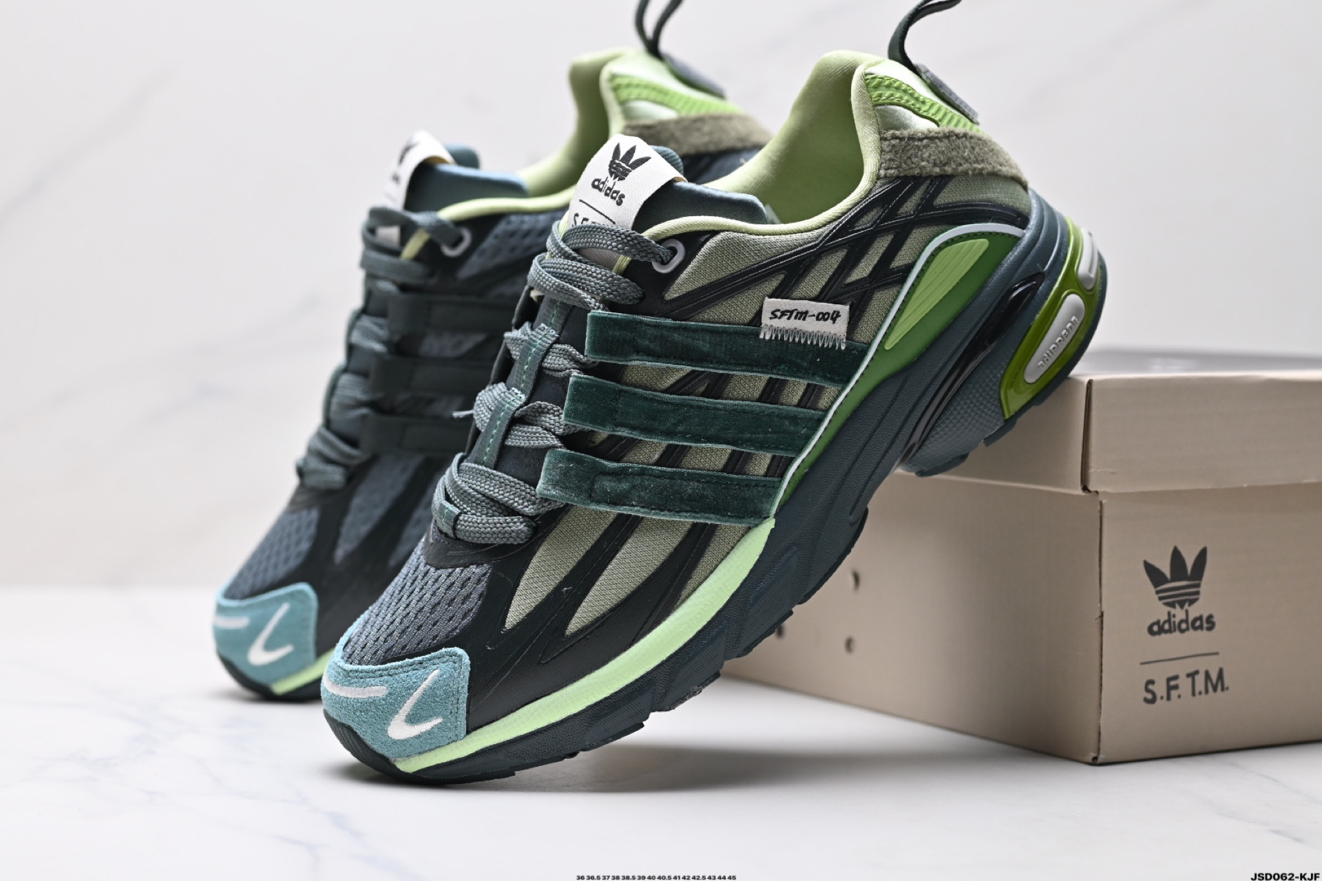 210 Adidas Adistar Cushion Sftm防滑耐磨 低帮 运动老爹鞋   JH9008