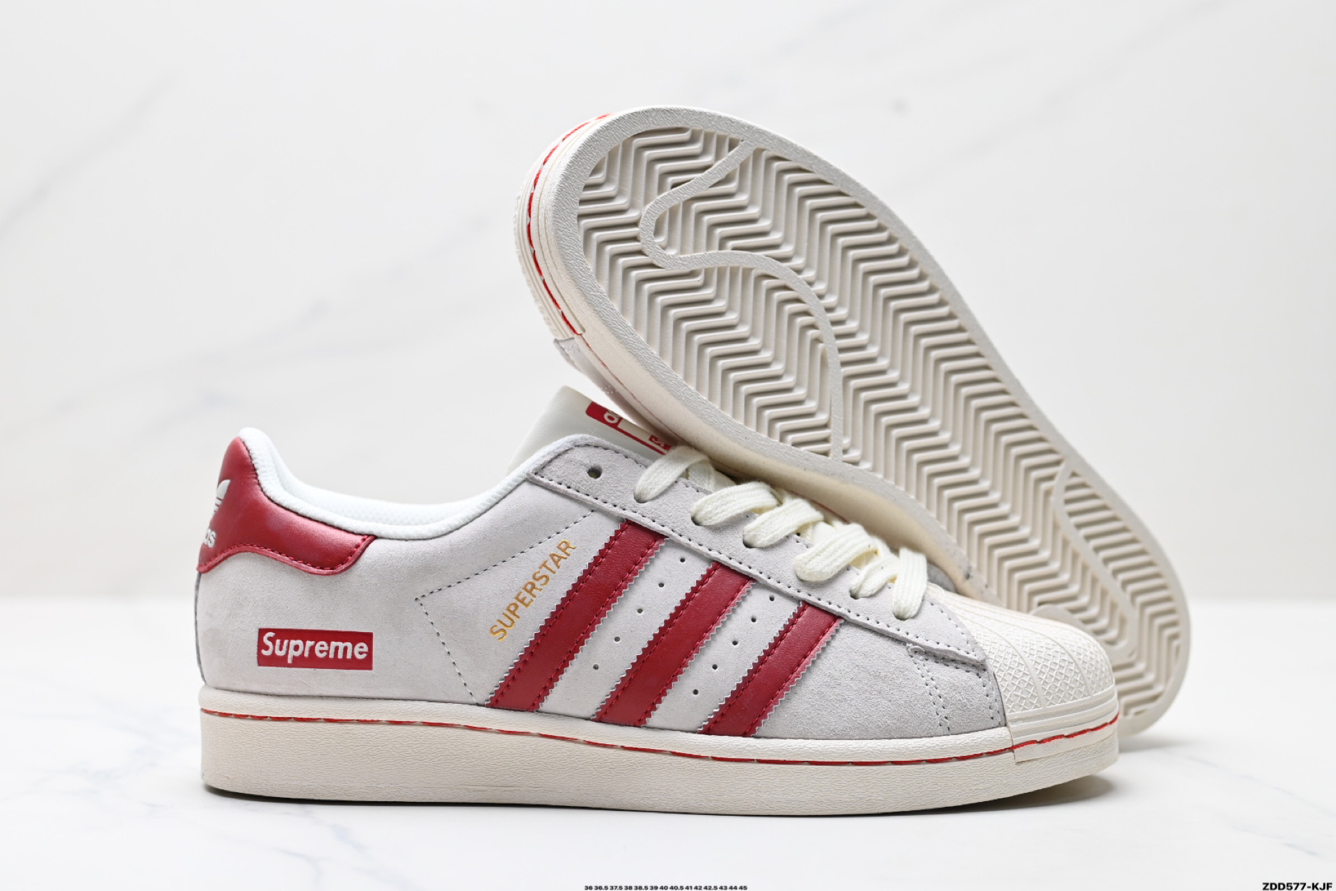 240 阿迪达斯Adidas三叶草 Originals Superstar贝壳头’DIY’系列低帮经典百搭休闲运动板鞋 BZ2526