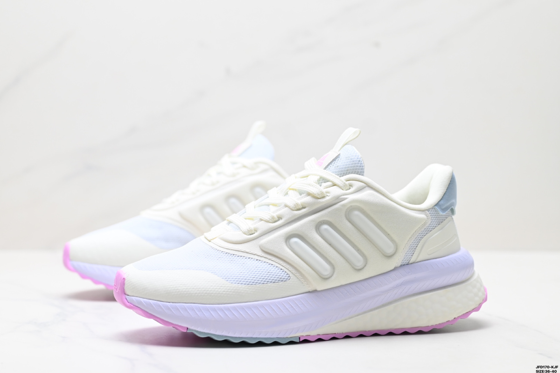 180 Adidas X_Plrphase 低帮运动鞋 外底延续 Boost 系列鞋款经典的镂空设计IG4782
