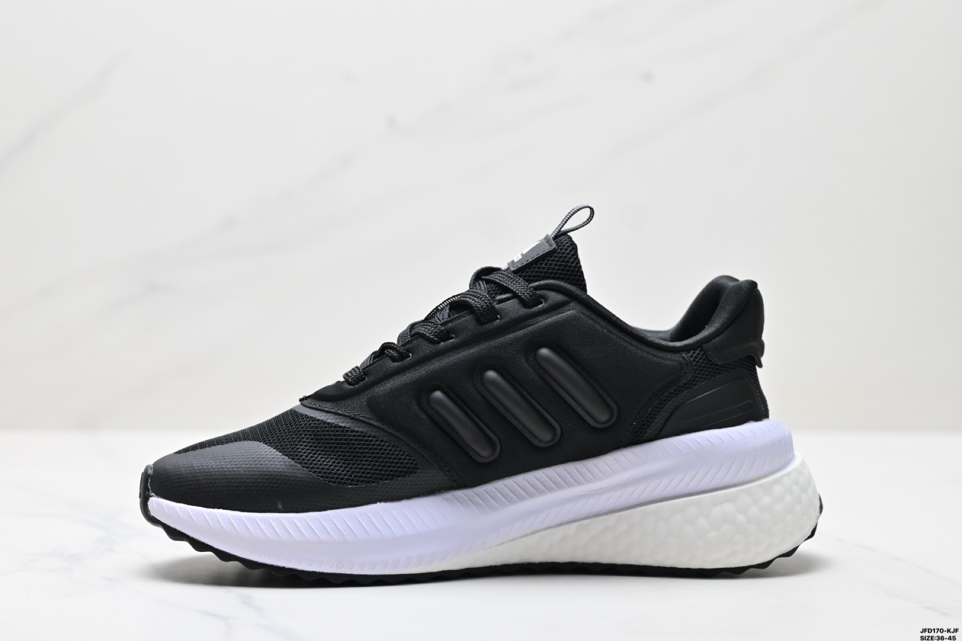 180 Adidas X_Plrphase 低帮运动鞋 外底延续 Boost 系列鞋款经典的镂空设计   ID2715