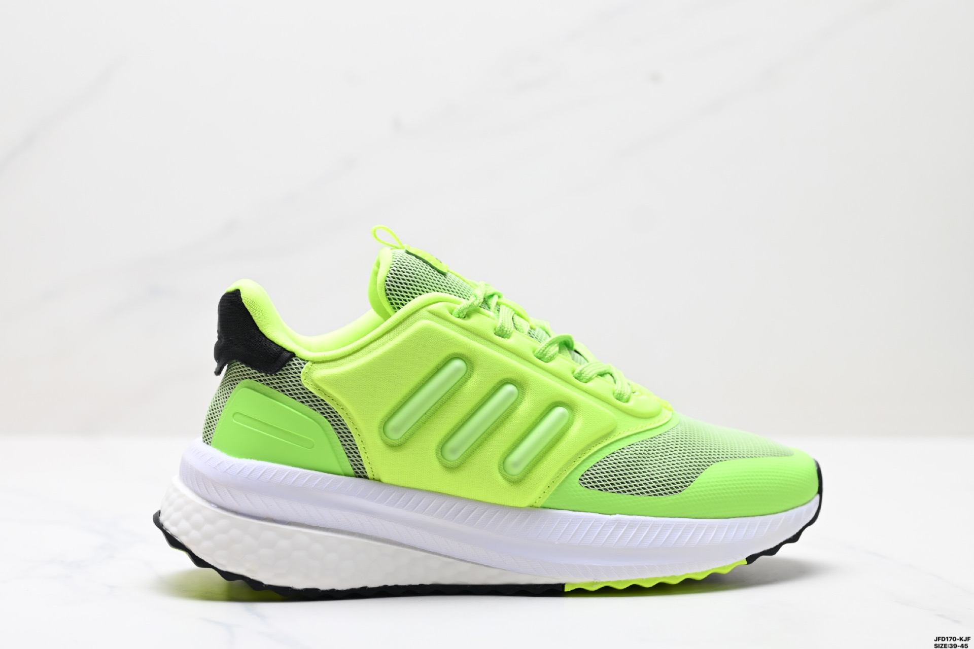 180 Adidas X_Plrphase 低帮运动鞋 外底延续 Boost 系列鞋款经典的镂空设计 IG4772