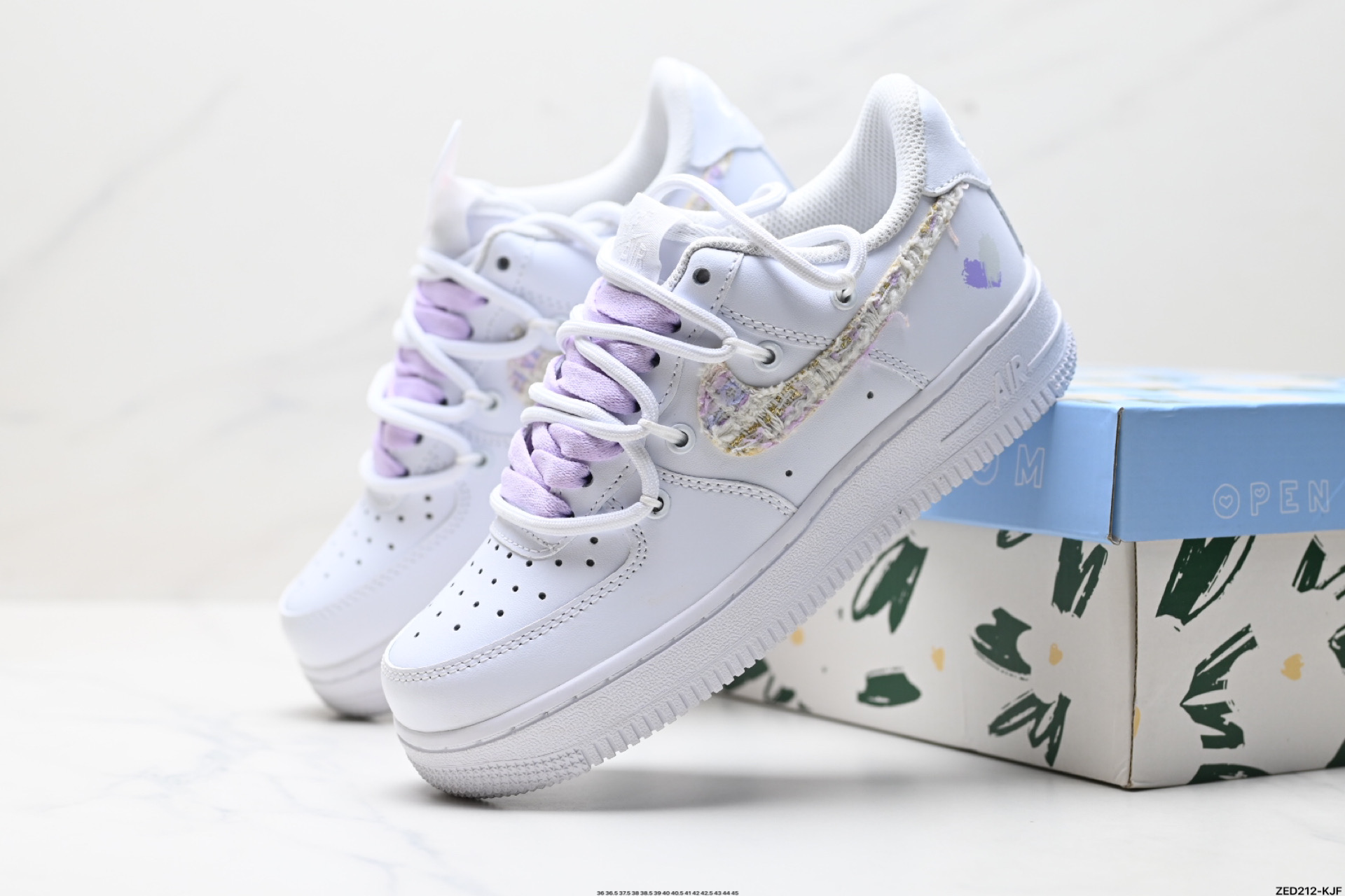 270 NIKE AIR FORCE 1‘07   DH9999-556