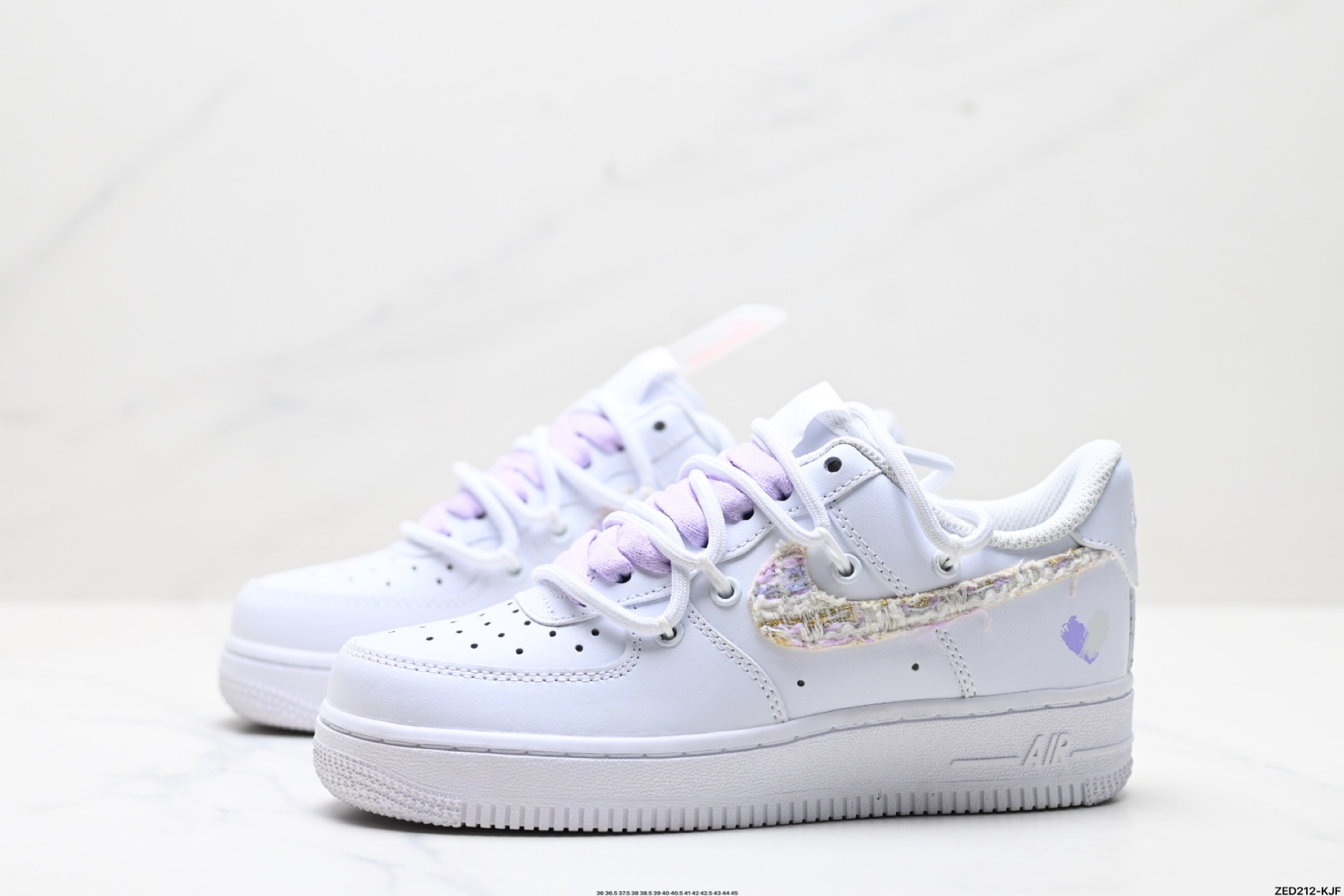 270 NIKE AIR FORCE 1‘07   DH9999-556