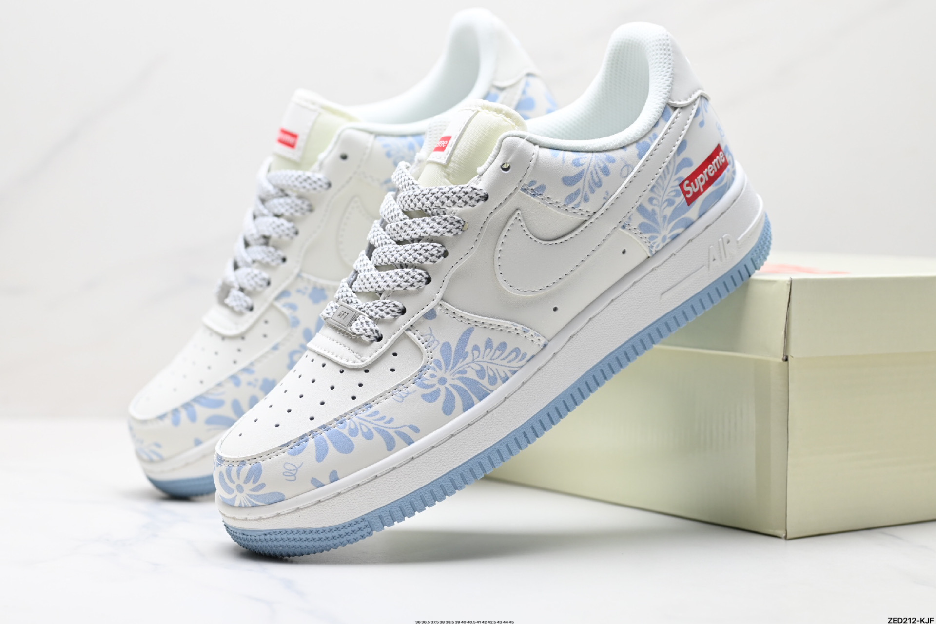 270 NIKE AIR FORCE 1‘07   XX3168-137