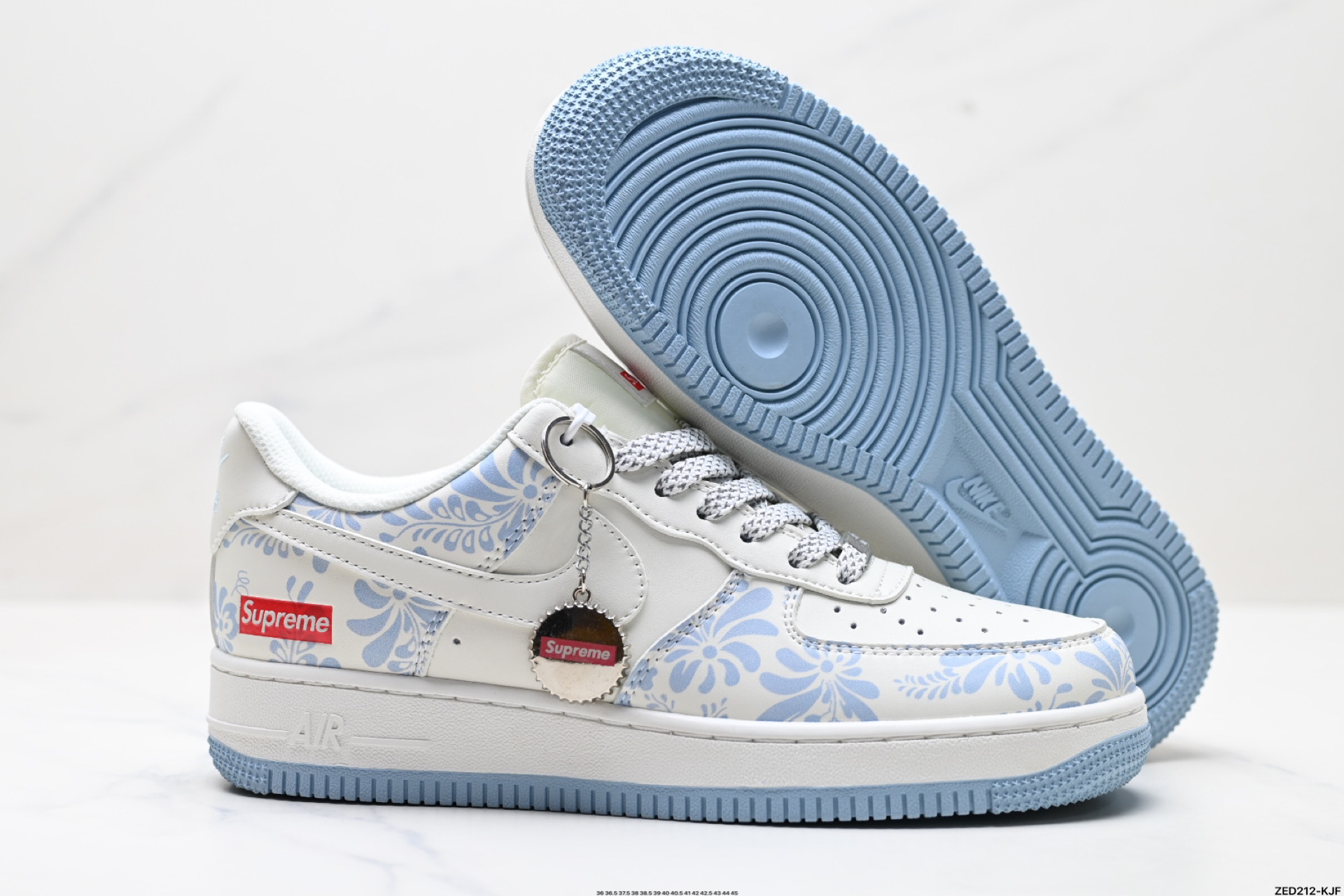 270 NIKE AIR FORCE 1‘07   XX3168-137