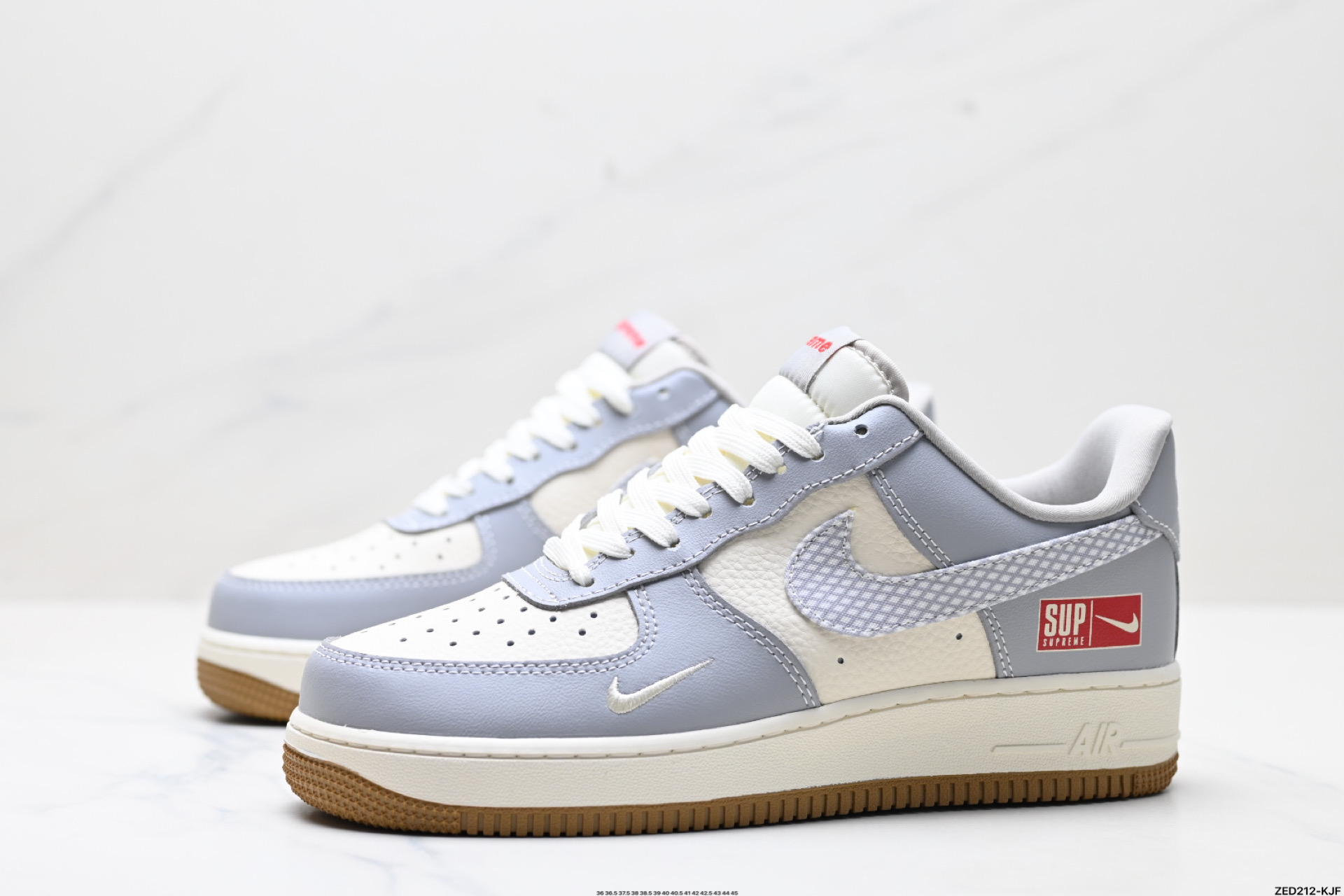 270 NIKE AIR FORCE 1‘07  KK1988-075