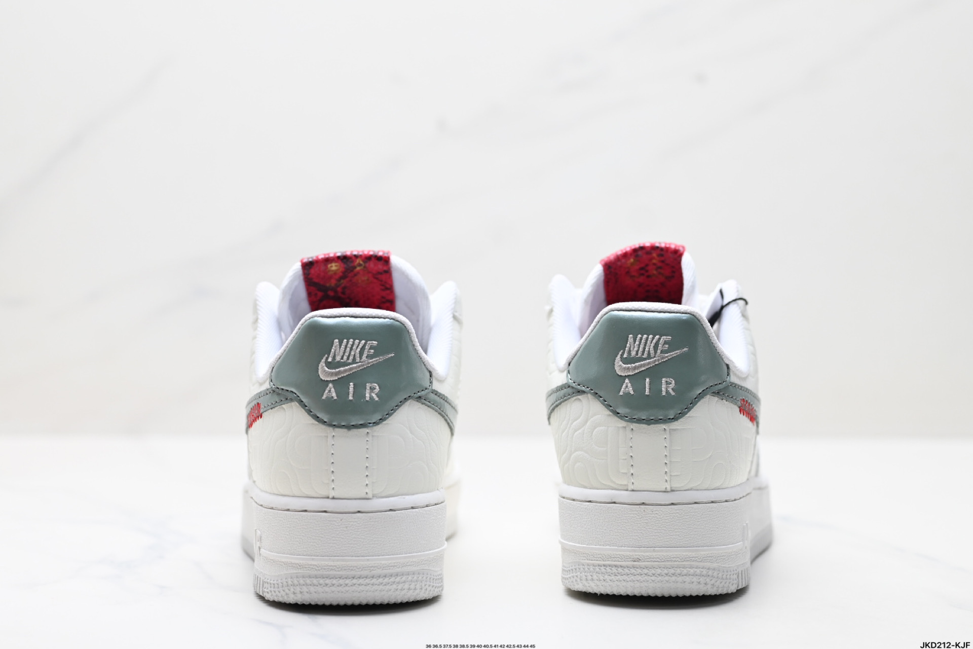 170 耐克Nike Air Force 1“07空军一号低帮百搭休闲运动板鞋 HV5979-130