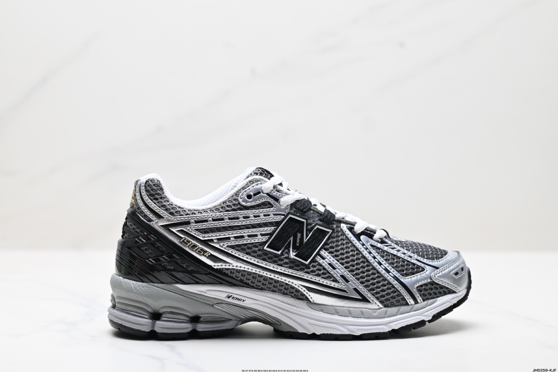 200 New Balance M1906系列复古单品宝藏老爹鞋款 U1906RCG