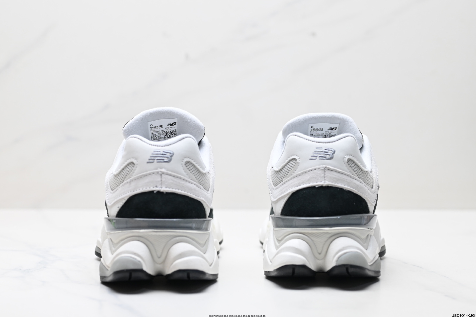 210 New Balance 版本 NB9060 联名款 复古休闲运动慢跑鞋   U9060JBB