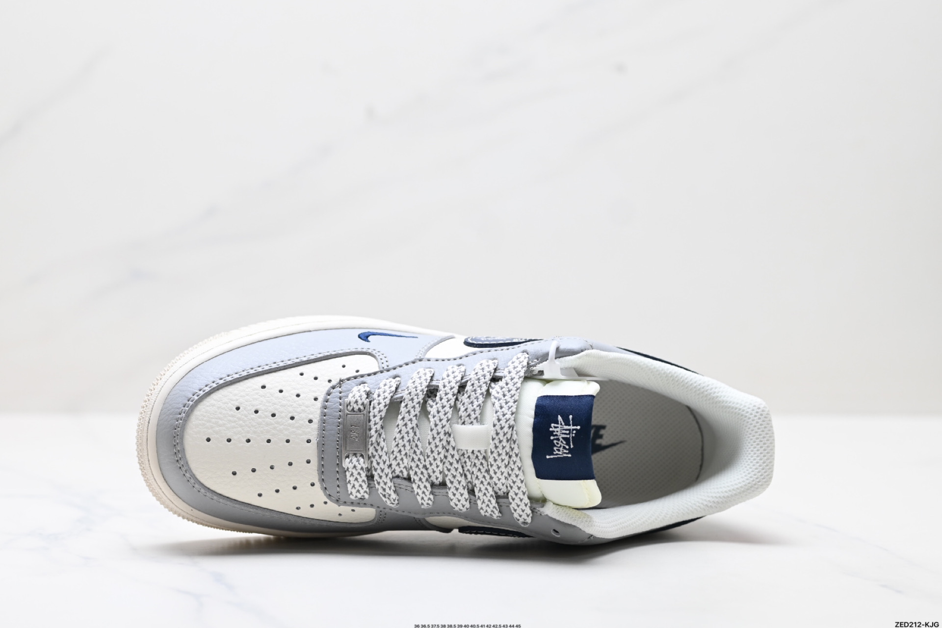 270 NIKE AIR FORCE 1‘07 LV8  XS1958-555