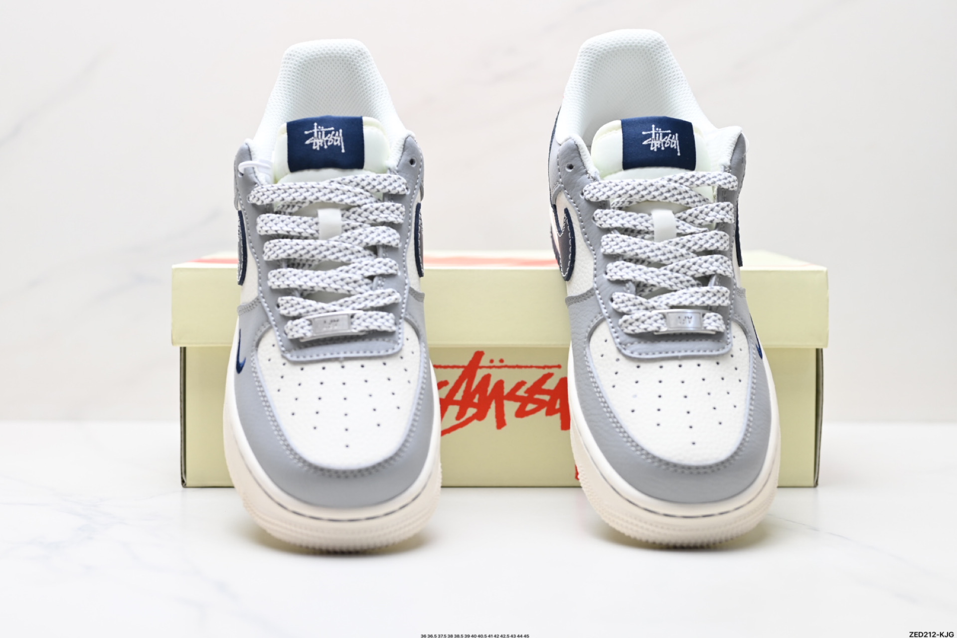 270 NIKE AIR FORCE 1‘07 LV8  XS1958-555