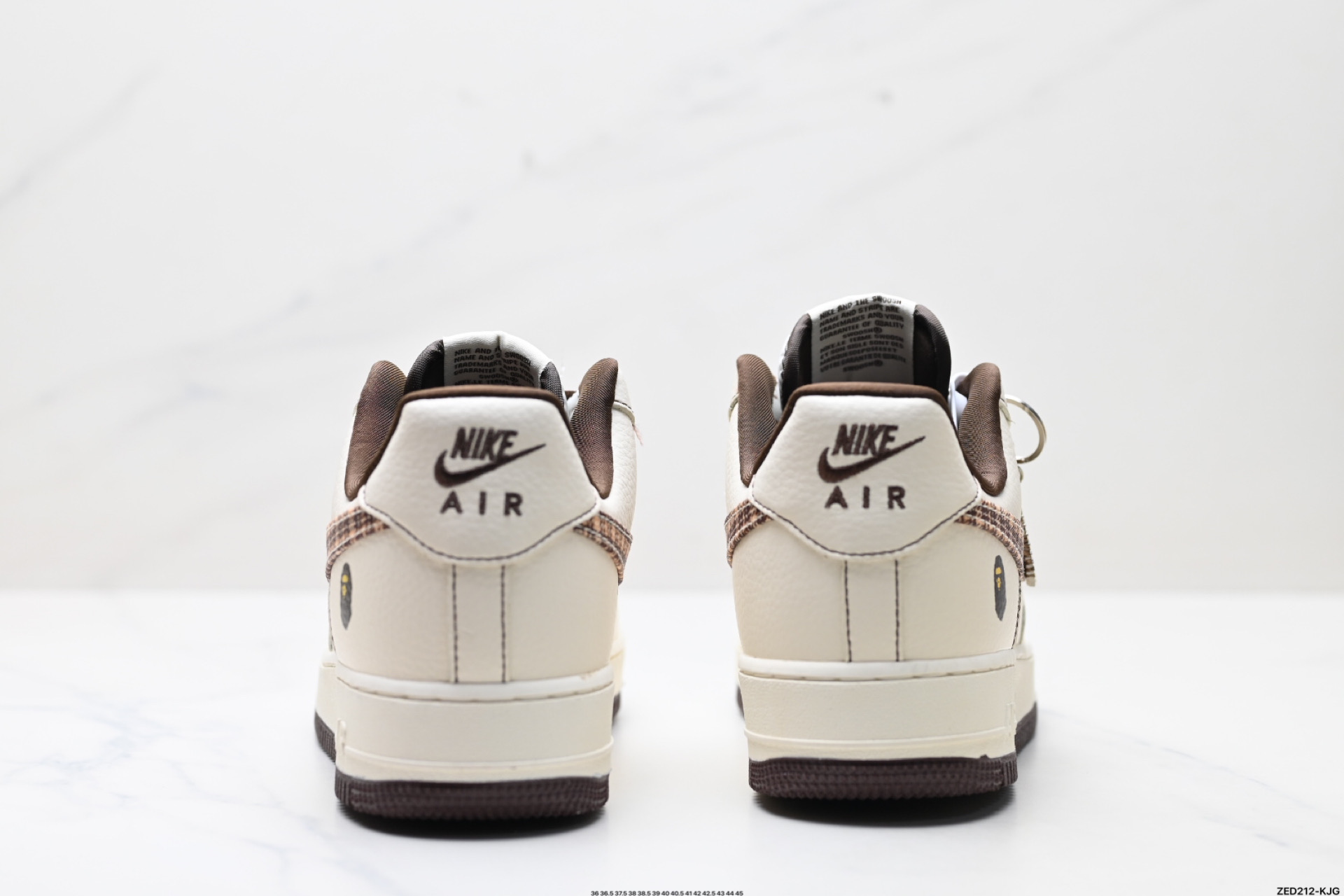 270 NIKE AIR FORCE 1‘07 LV8  DF0188-052