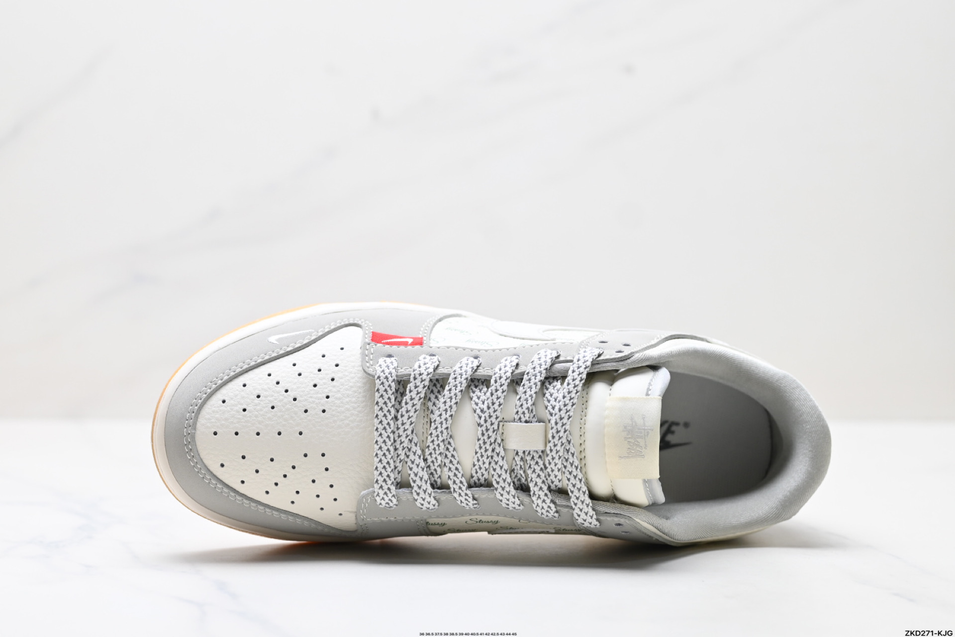 280 NK Dunk Low Retro “DIY高端定制” 低帮休闲运动板鞋  JJ2508-557