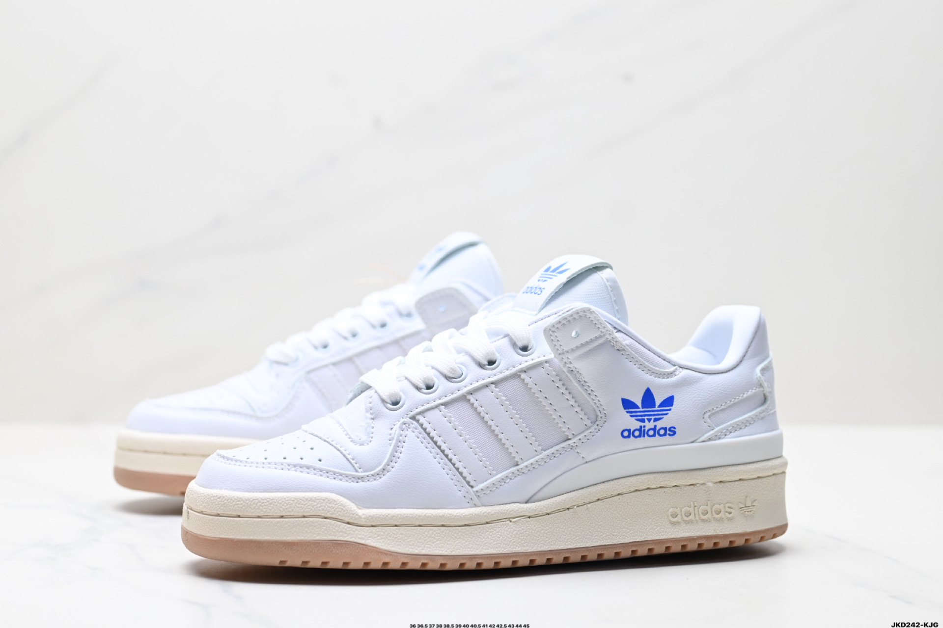 170 阿迪达斯 Adidas Forum 84 Low 低帮百搭潮流休闲运动板鞋  HO4903
