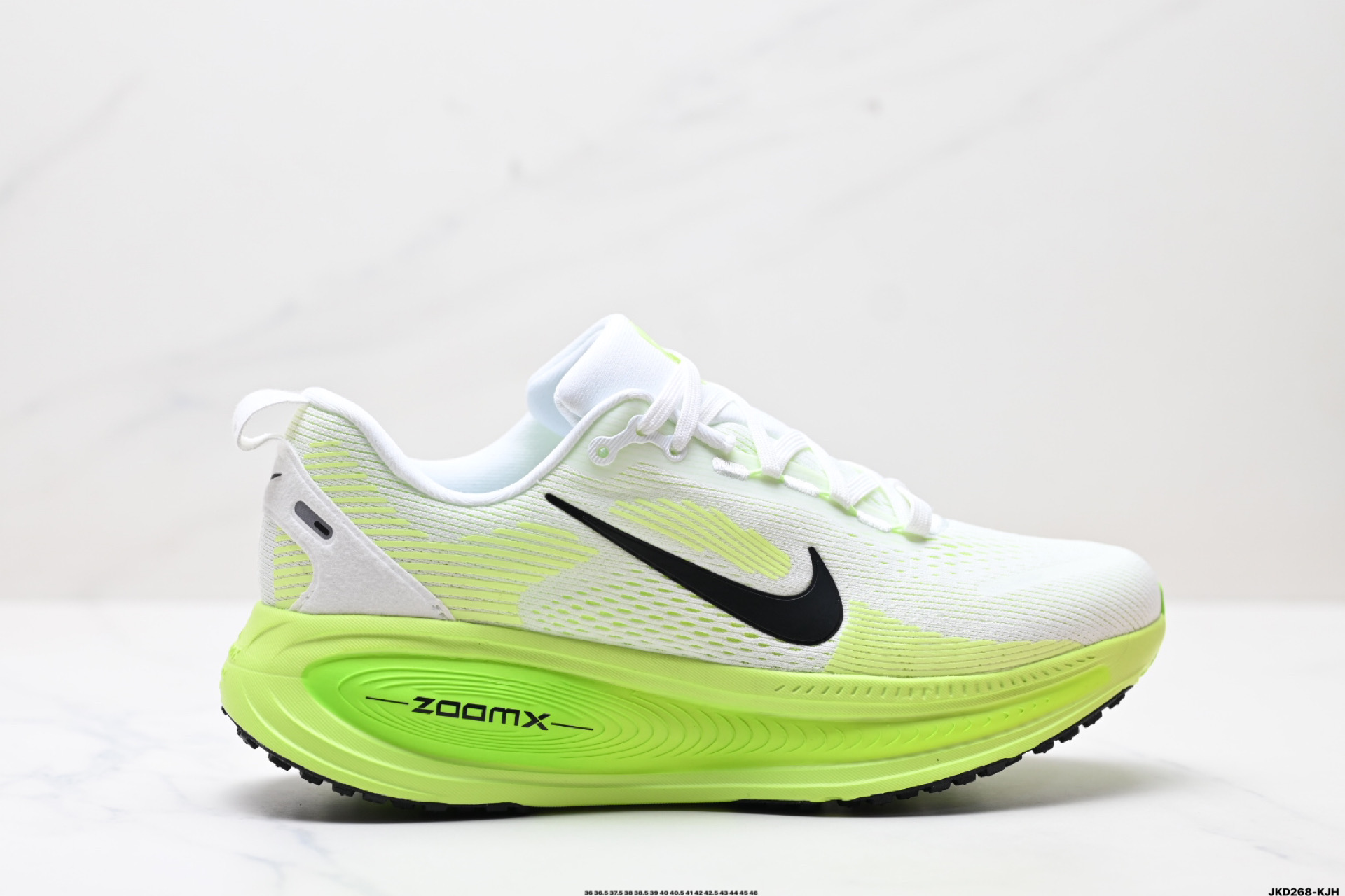 170 Nike VOMERO 18 耐克 舒适减震防滑 低帮跑步鞋 HM6804-102