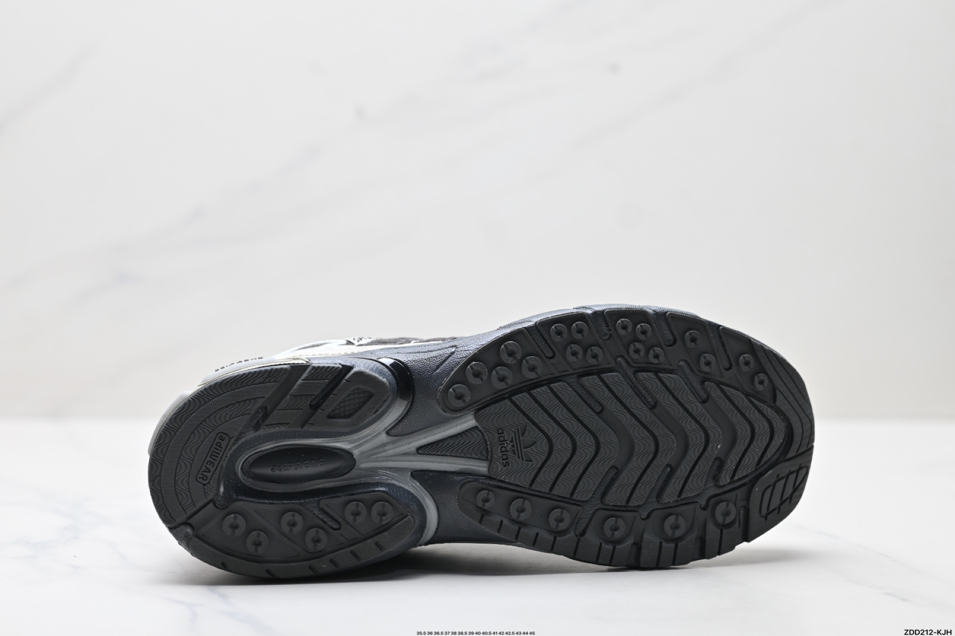 240 Adidas Adistar Cushion Sftm防滑耐磨 低帮 运动老爹鞋 JH9009
