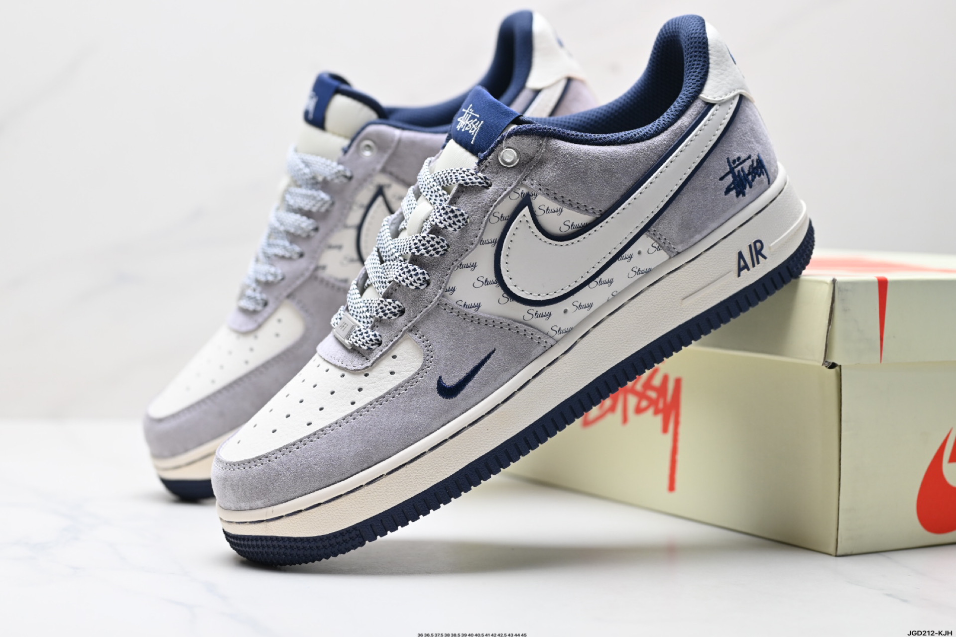 190 NIKE AIR FORCE 1‘07 LV8 SJ6698-006