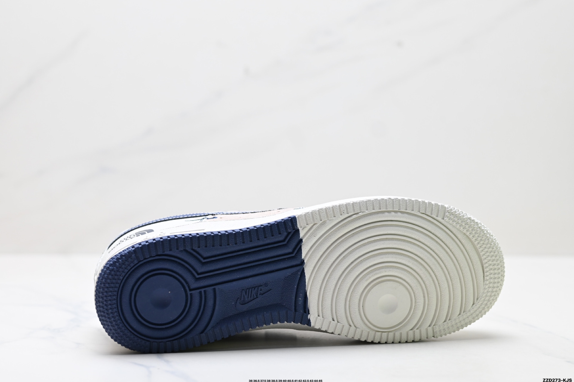 260 NIKE AIR FORCE 1‘07 KY8899-108