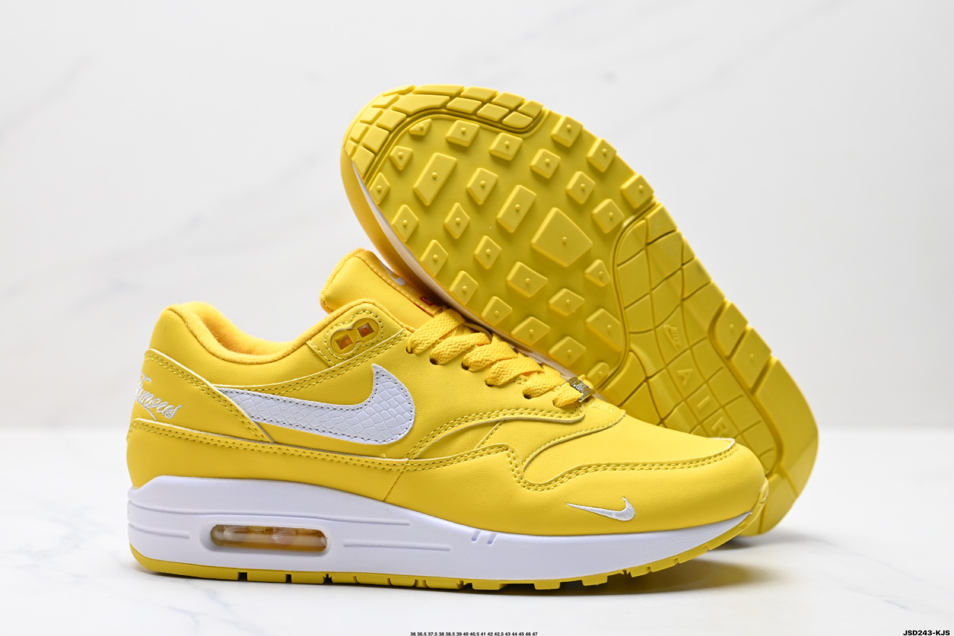 210 Nike Air Max 1 耐克气垫 缓震 耐磨运动鞋 HF8813-500