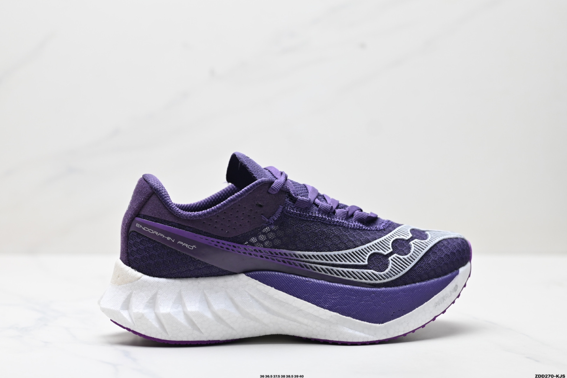 240 SAUCONY索康尼 ENDORPHIN PRO4系列 男女低帮缓震跑步鞋 S10939-128