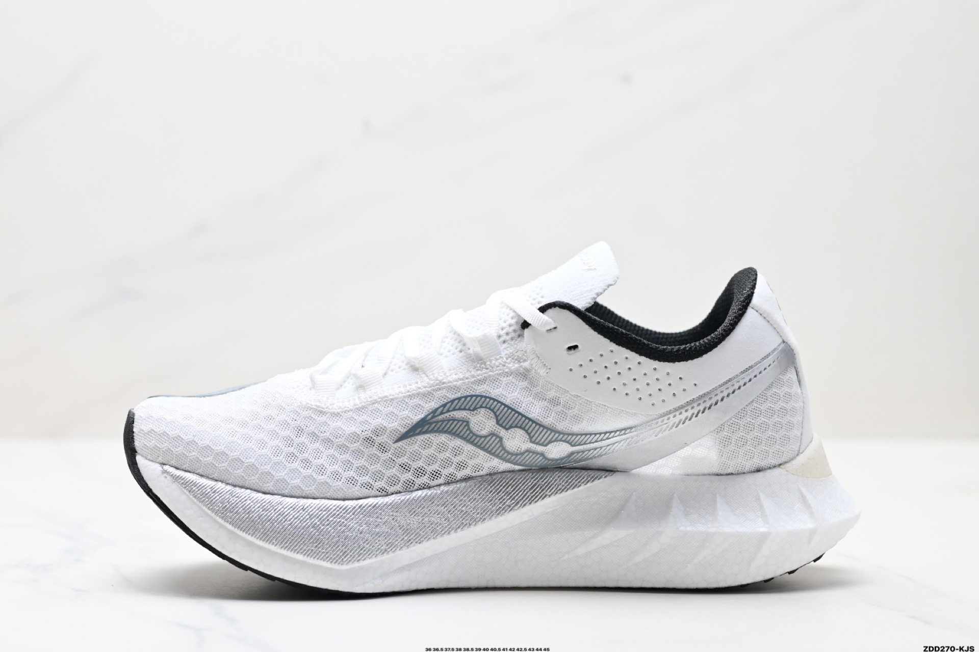 240 SAUCONY索康尼 ENDORPHIN PRO4系列 男女低帮缓震跑步鞋 S20939-201