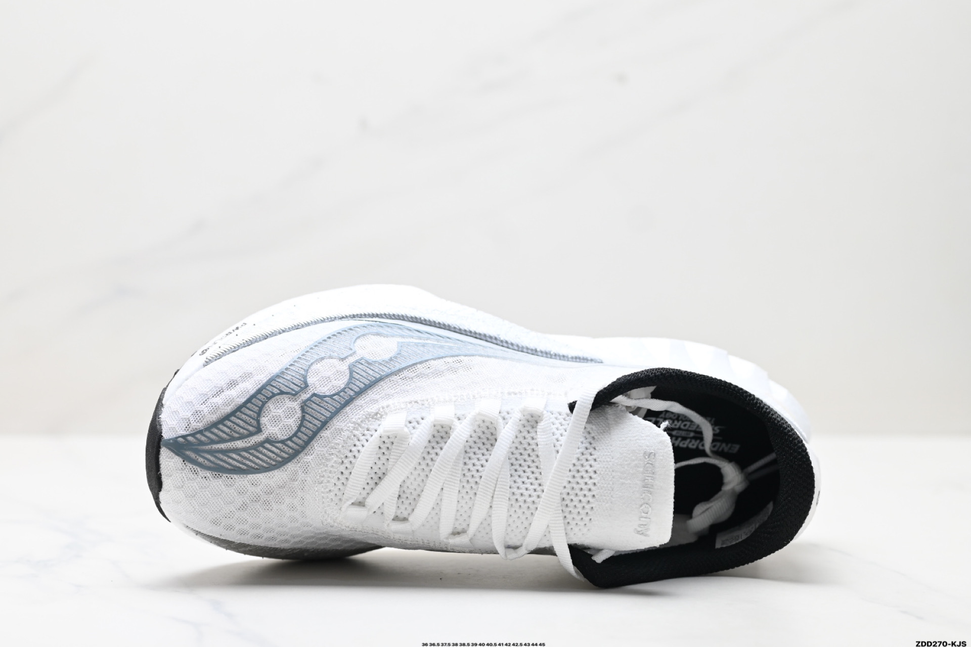 240 SAUCONY索康尼 ENDORPHIN PRO4系列 男女低帮缓震跑步鞋 S20939-201