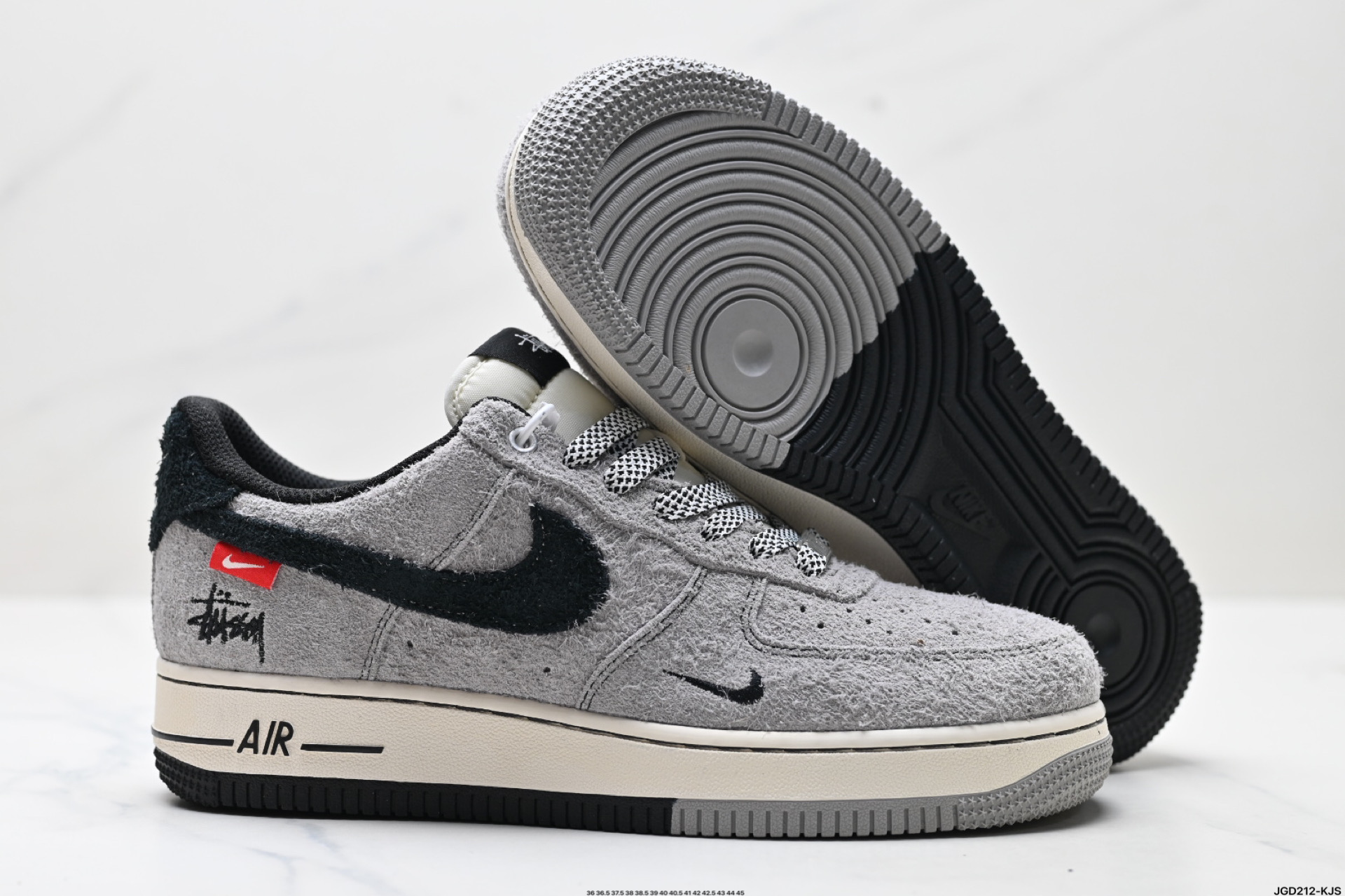 190 NIKE AIR FORCE 1‘07 LV8 SJ6698-018