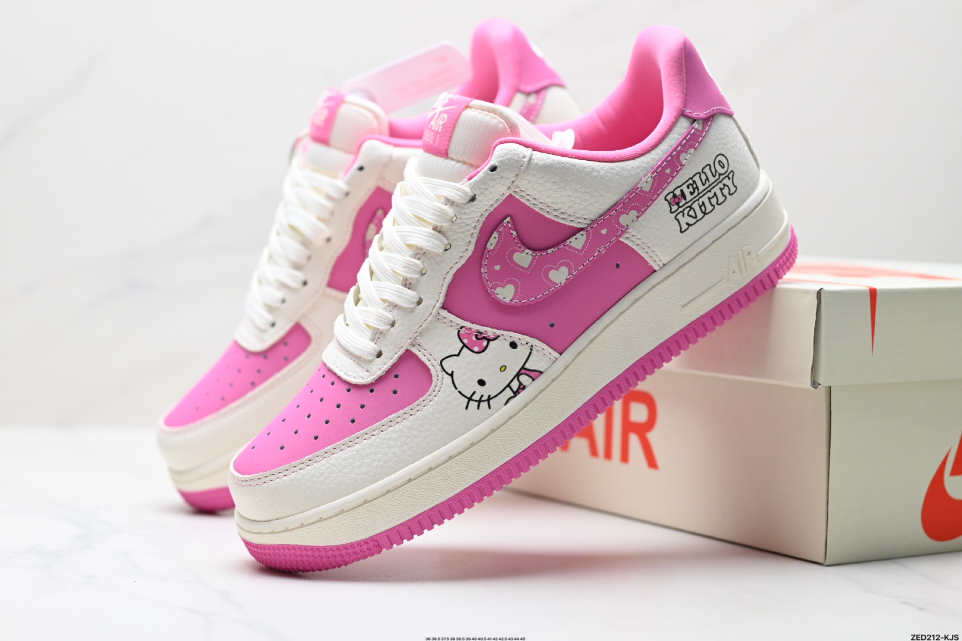 270 NIKE AIR FORCE 1‘07 KK1988-082