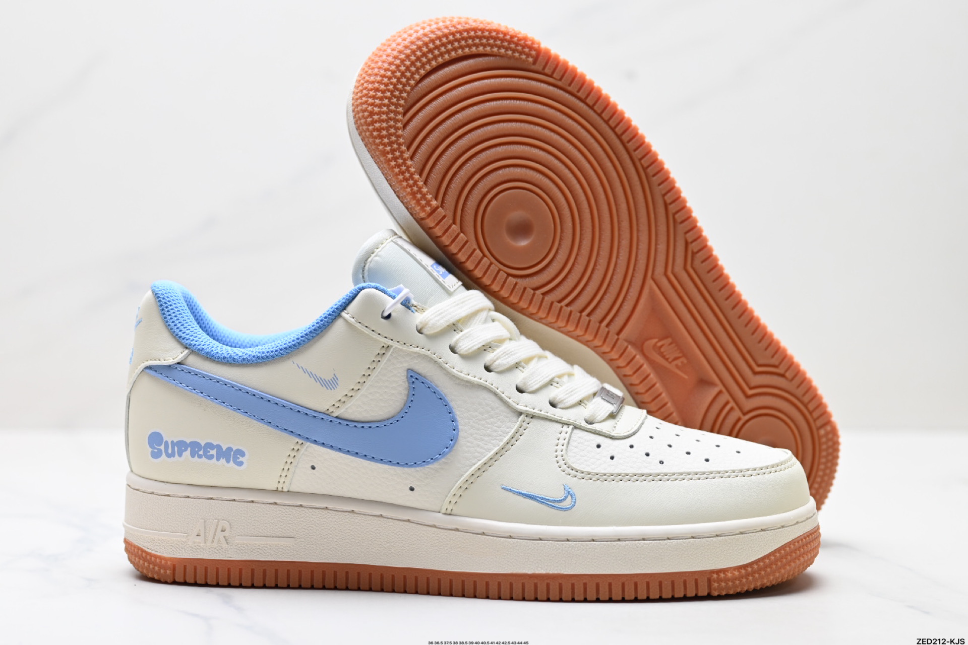 270 NIKE AIR FORCE 1‘07 XS1958-547