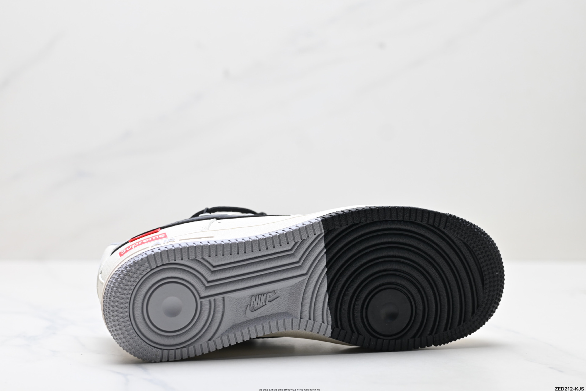 270 NIKE AIR FORCE 1‘07 DM6868-069